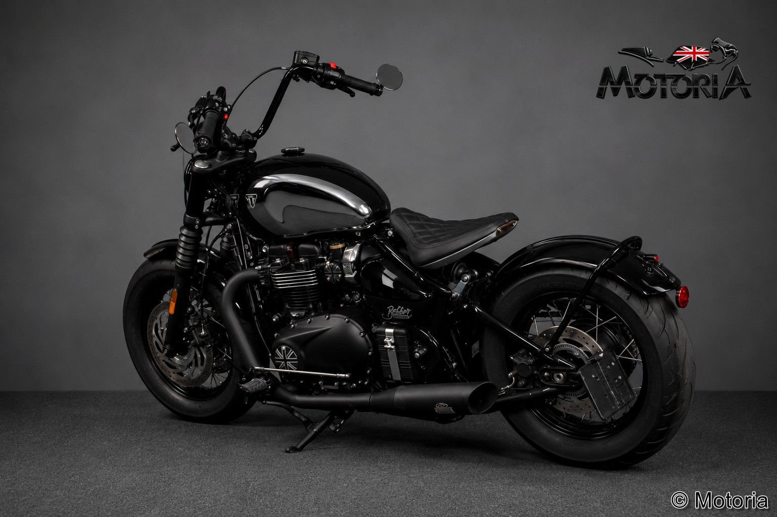 TRIUMPH Bonneville 1200 Bobber Special Edition-showroom-element-3