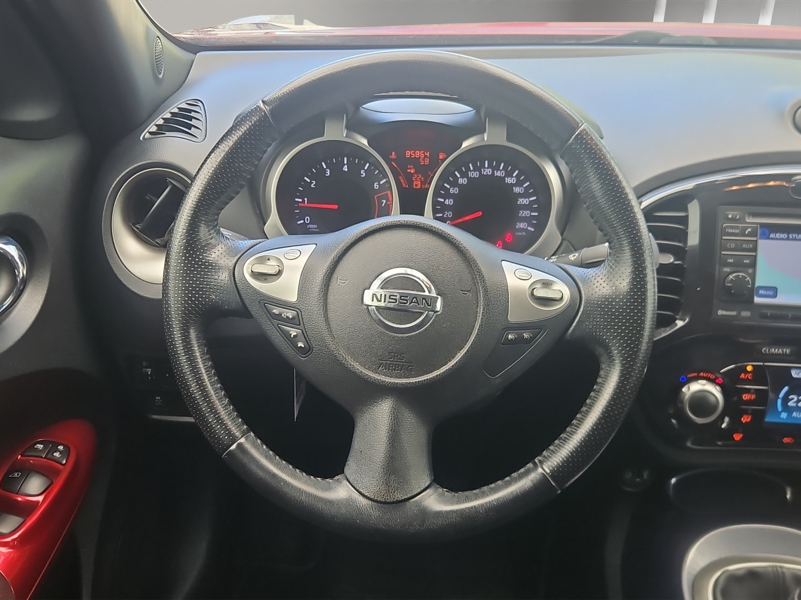 NISSAN Juke 1.6 tekna-image-9