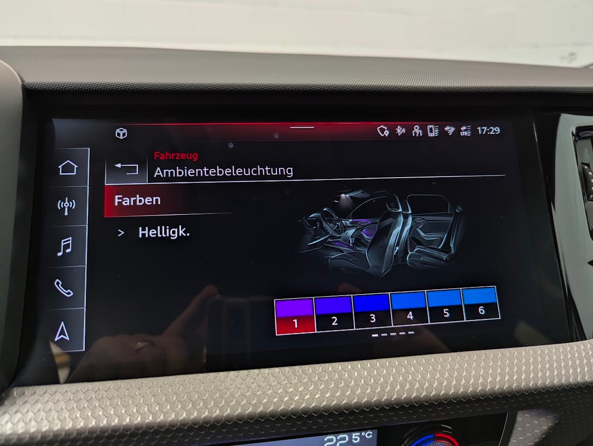 AUDI A1 Sportback 2.0 40 TFSI S Line S-Tronic*5J GAR DESIGN-SELECTION TEILLEDER-SPORTSITZE NAVI VOLL-LED*-image-19