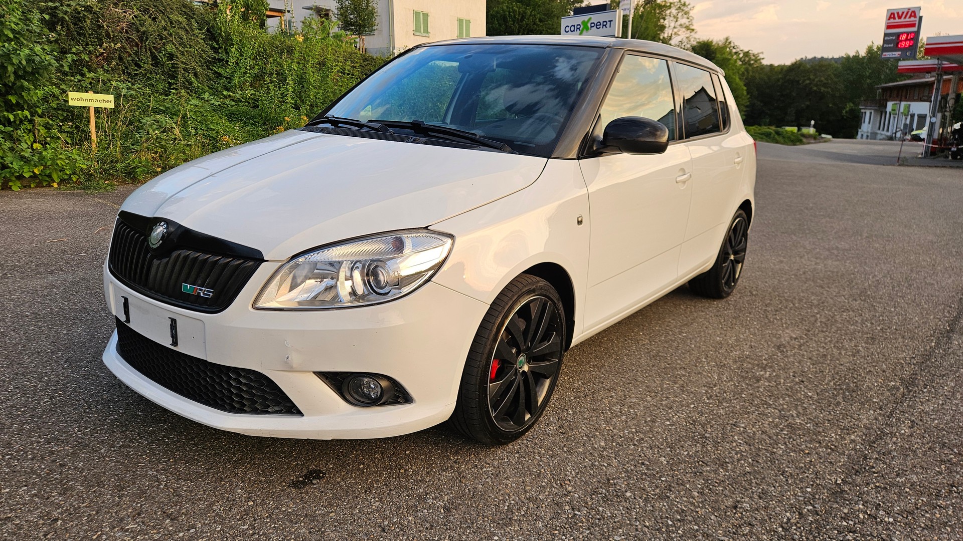 SKODA Fabia 1.4 TSI RS DSG-image-2