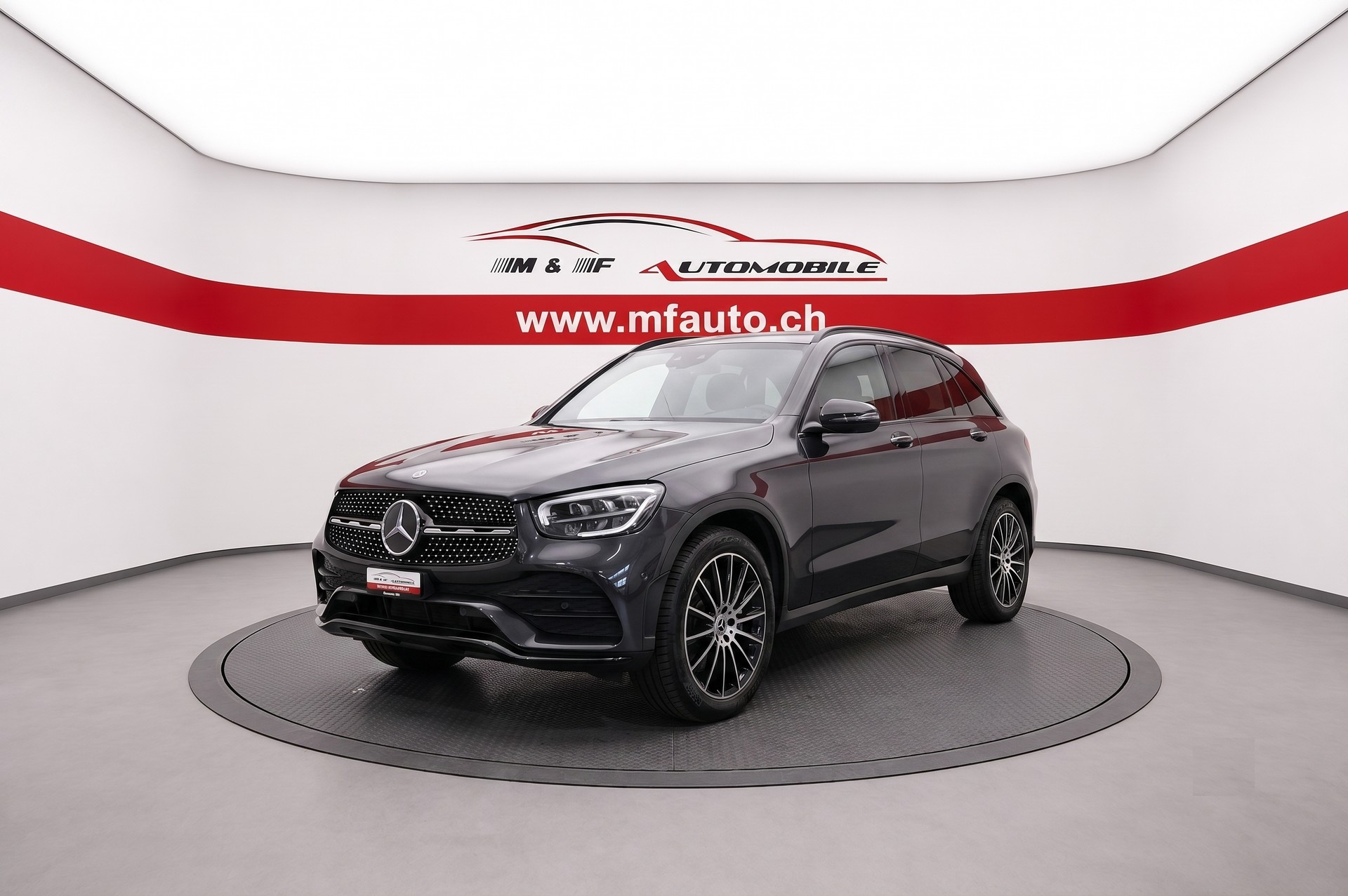 MERCEDES-BENZ GLC 220 d AMG Line 4m CH FAHRZEUG AUS 1. HAND