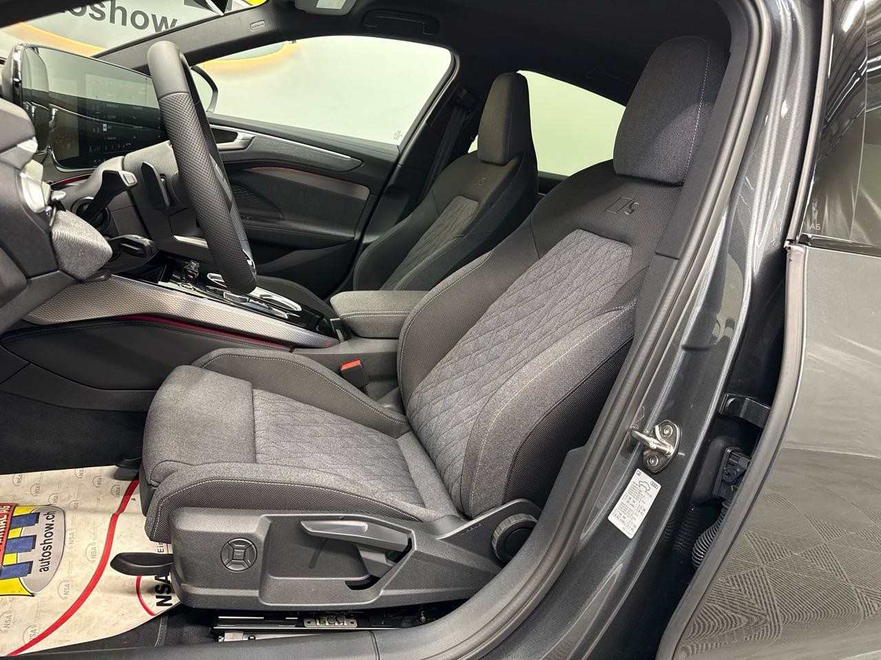 AUDI A6 Limousine TDI S tronic S-line-showroom-element-3