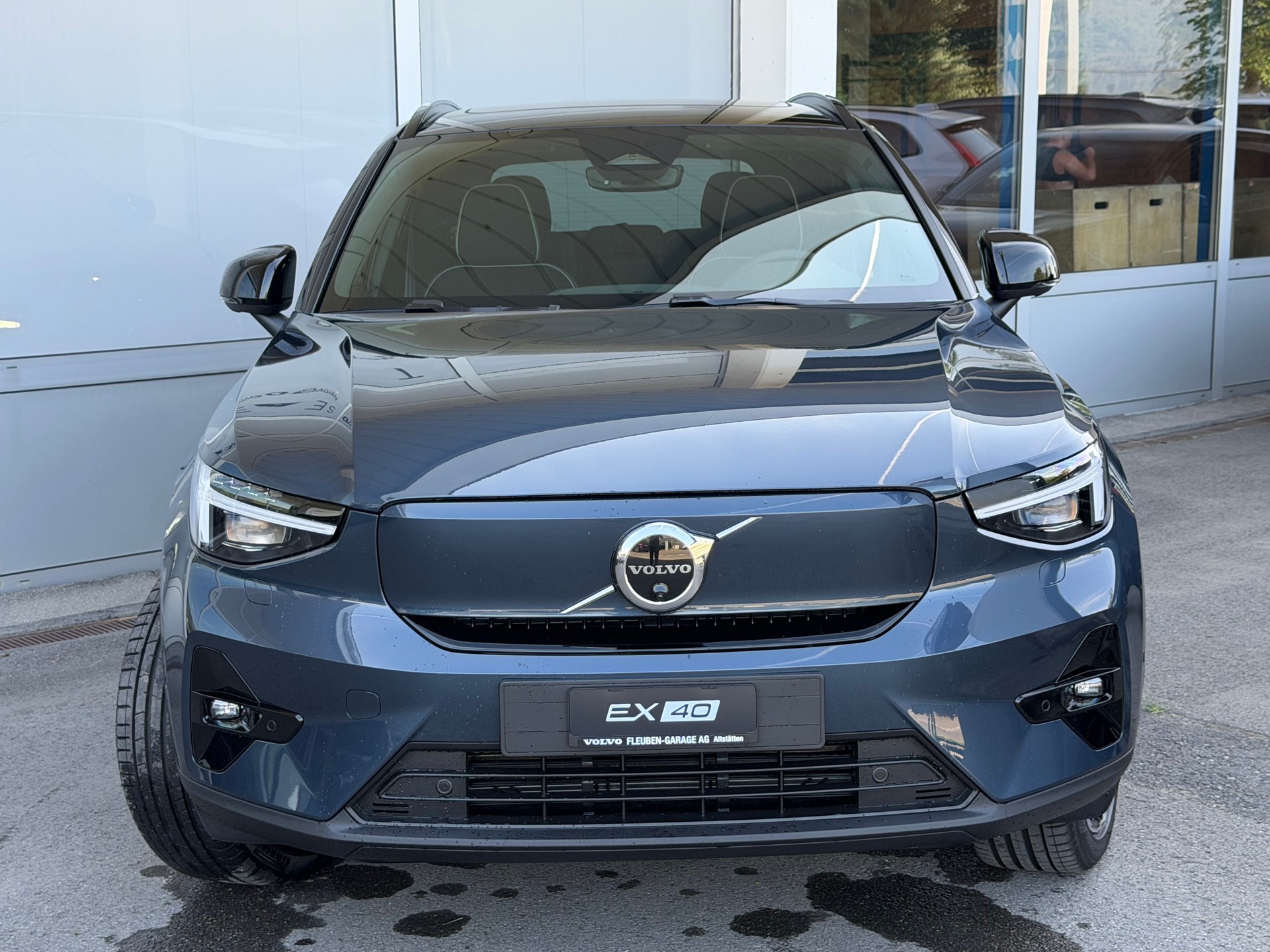 VOLVO EX40 XCENTRIC Twin Motor AWD Ultra-image-25