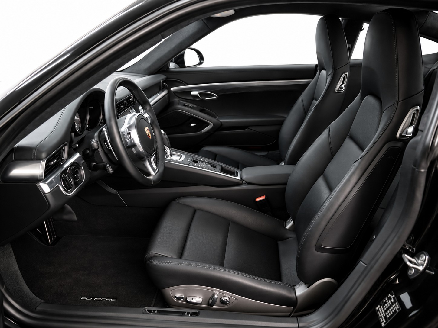 PORSCHE 911 Carrera 4S PDK 911R-Design-showroom-element-2