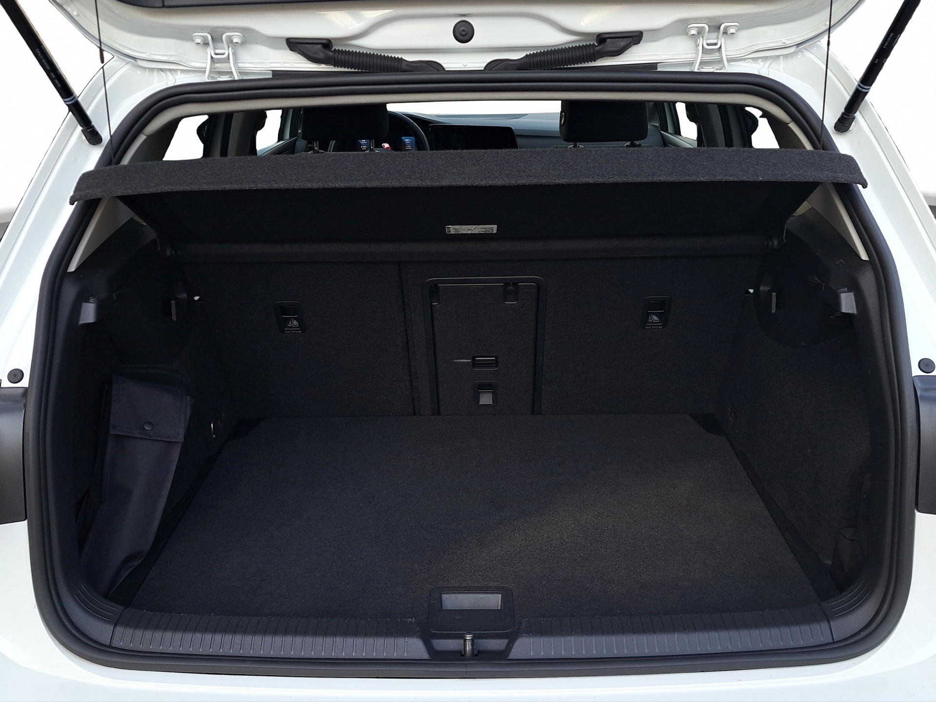 VW Golf 1.5 e TSI ACT Life DSG *Massagesitze*-image-11