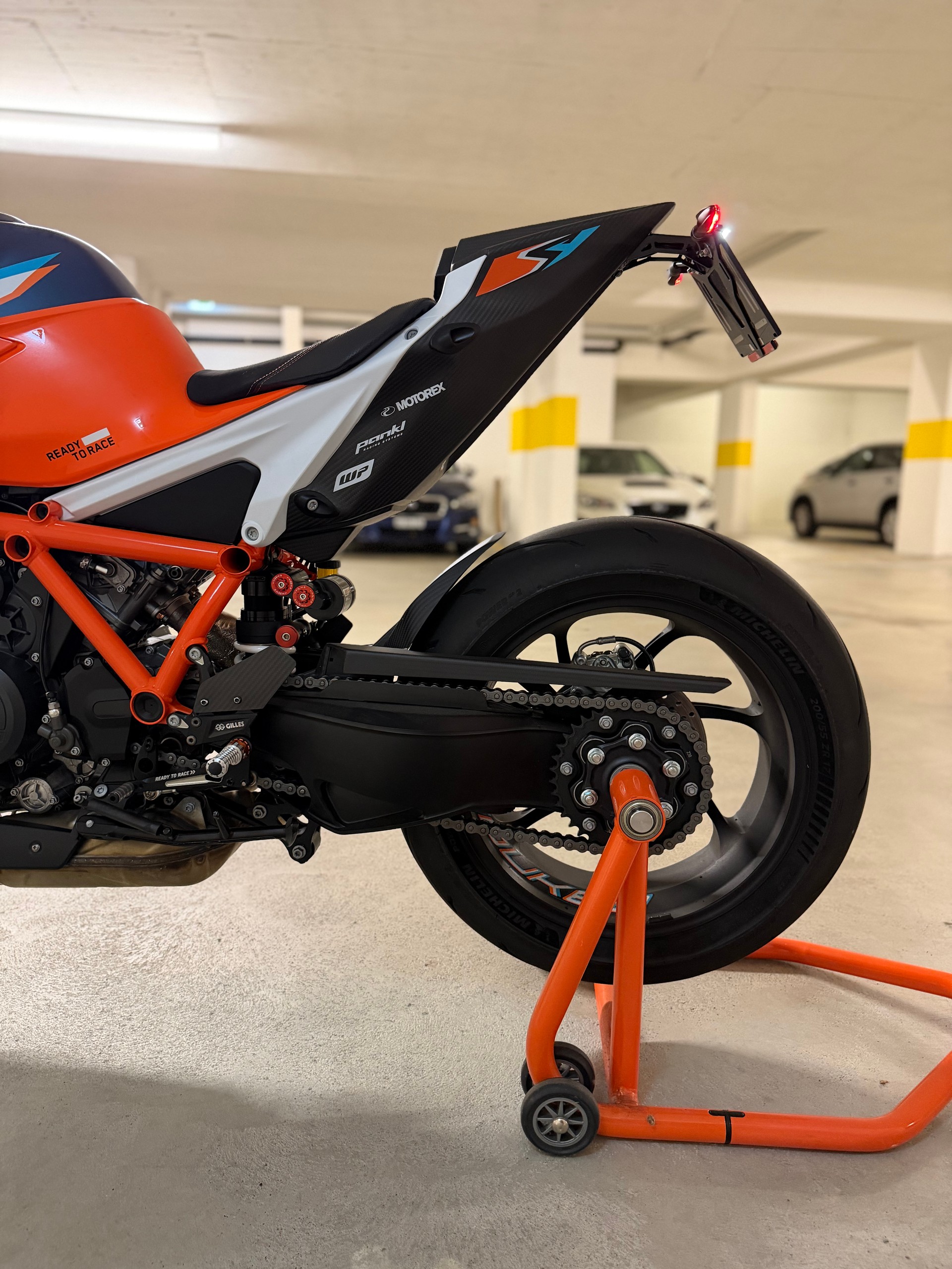KTM 1290 Super Duke RR-image-10