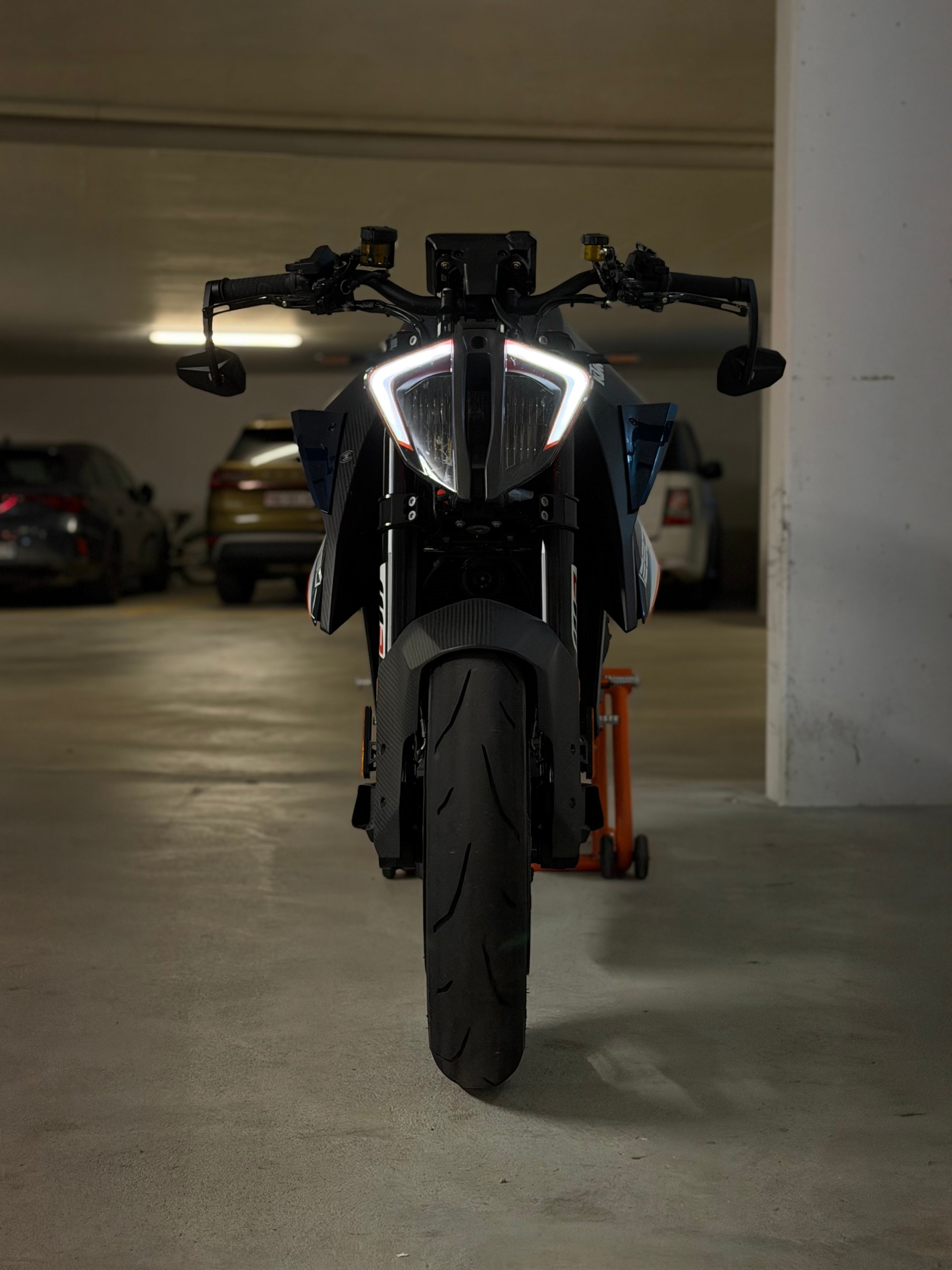 KTM 1290 Super Duke RR-image-3