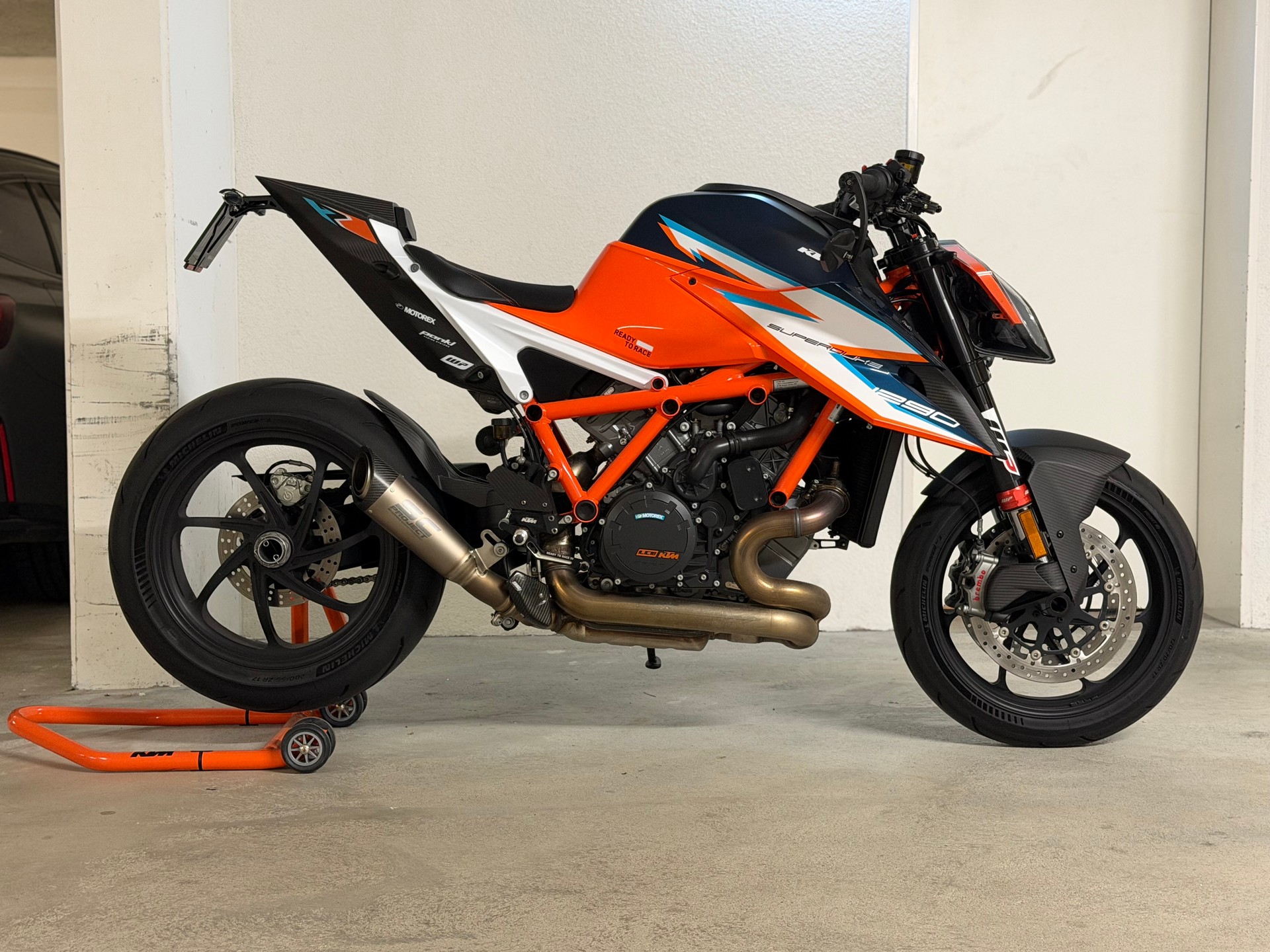 KTM 1290 Super Duke RR-image-0