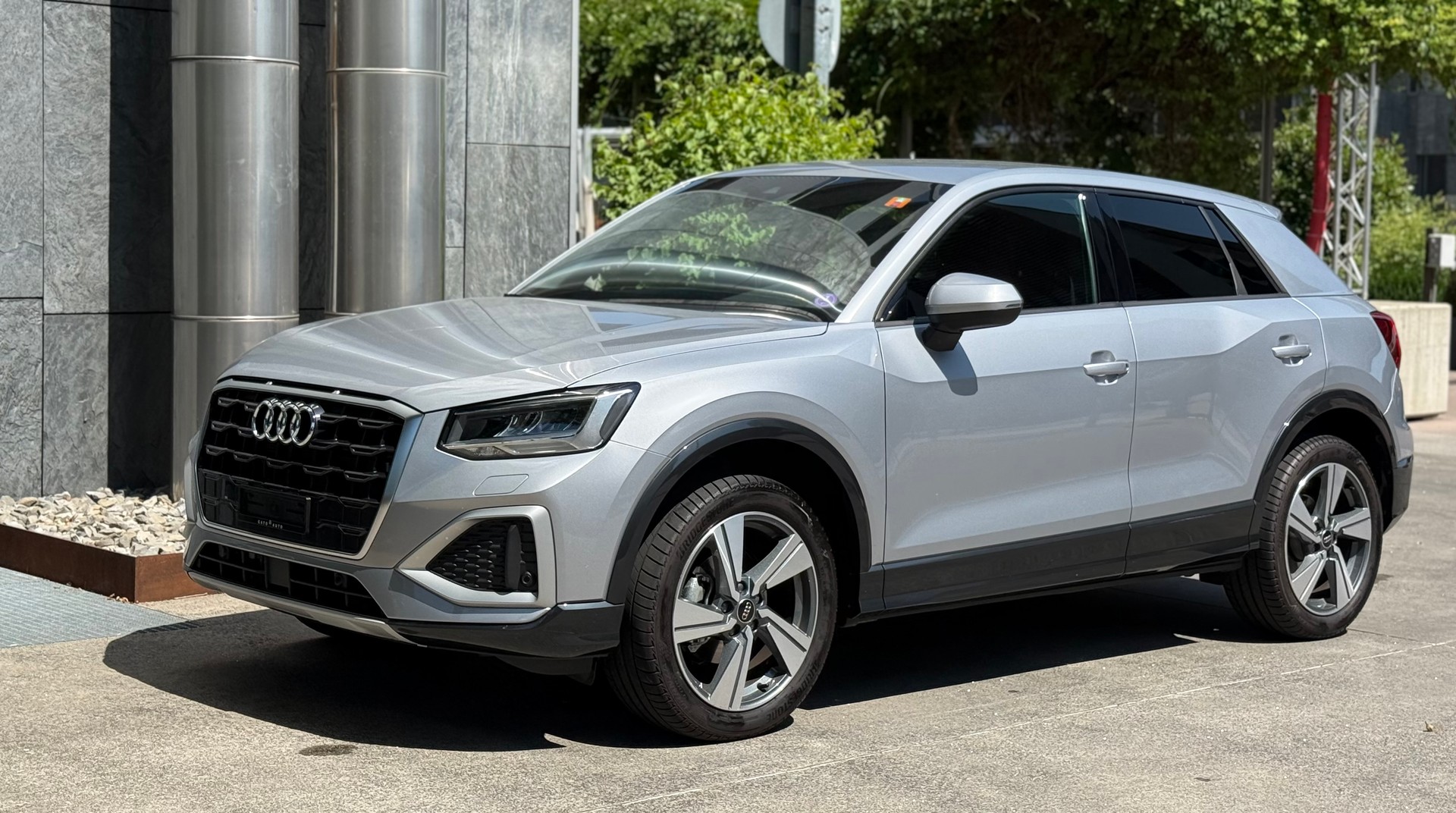 AUDI Q2 35 TFSI S line S-tronic-showroom-element-1