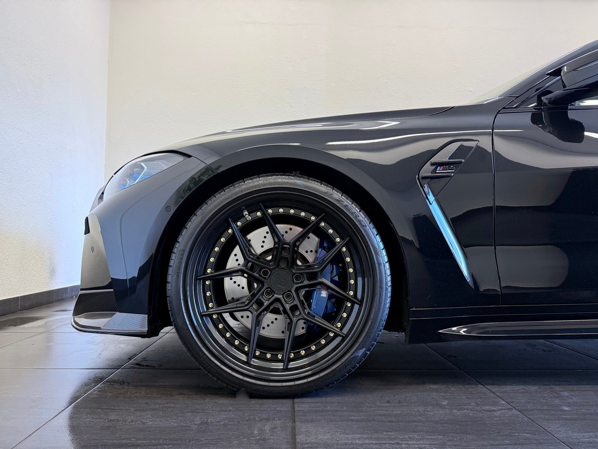 BMW M4 Coupé Competition M xDrive-image-6