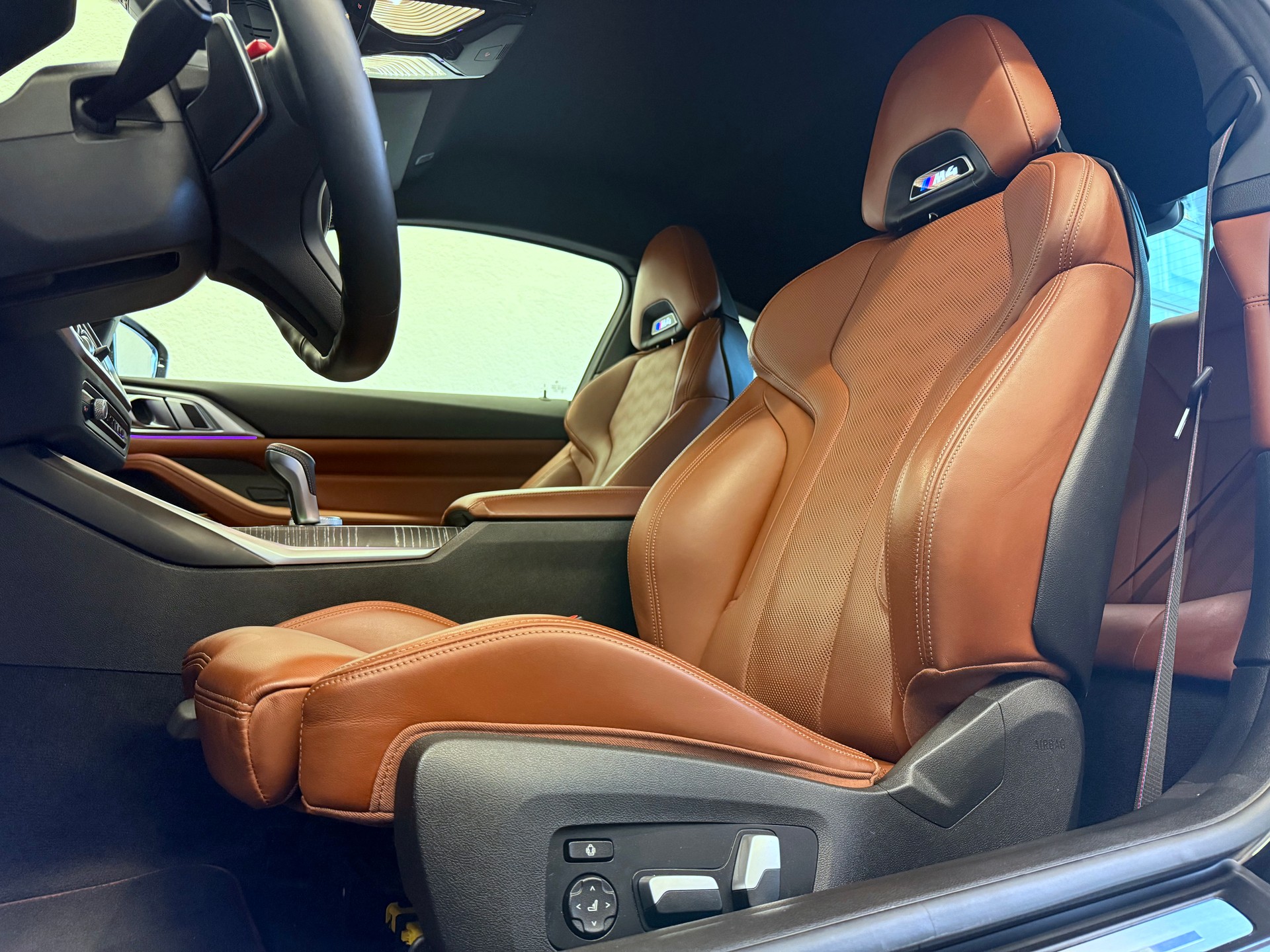 BMW M4 Coupé Competition M xDrive-image-13