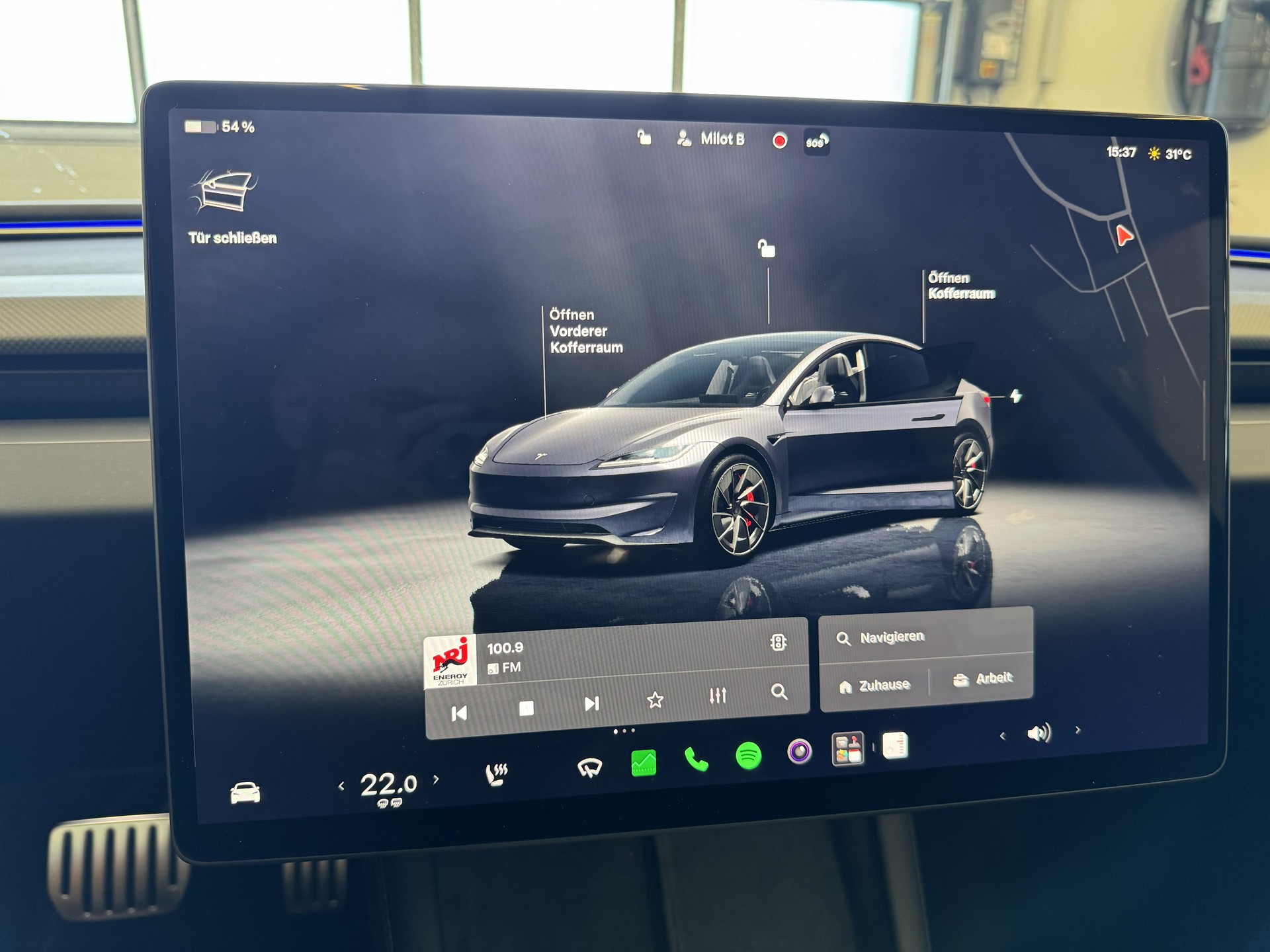 TESLA Model 3 Dual Motor Performance AWD-image-14