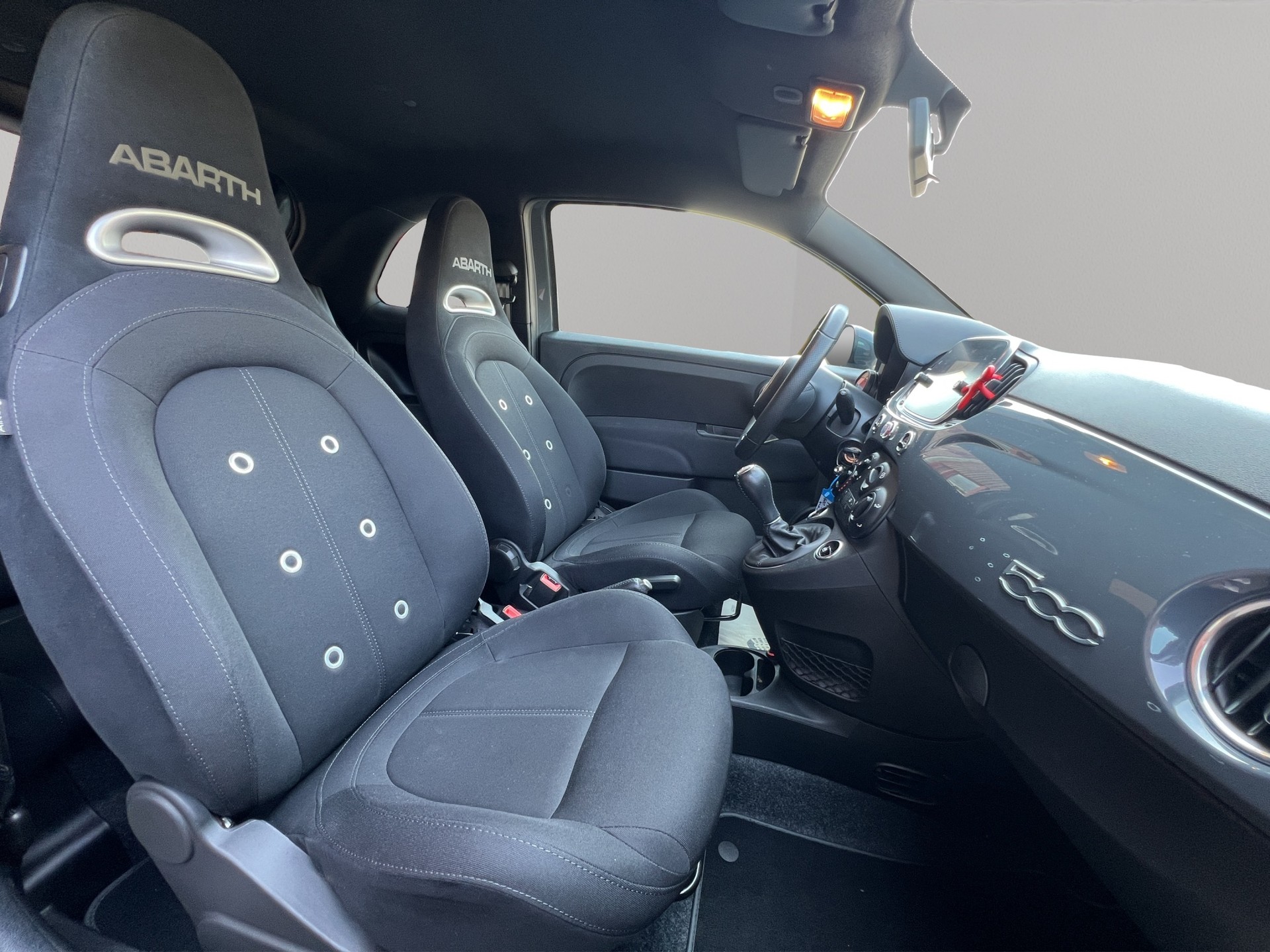FIAT 595 1.4 16V Turbo Abarth-image-10