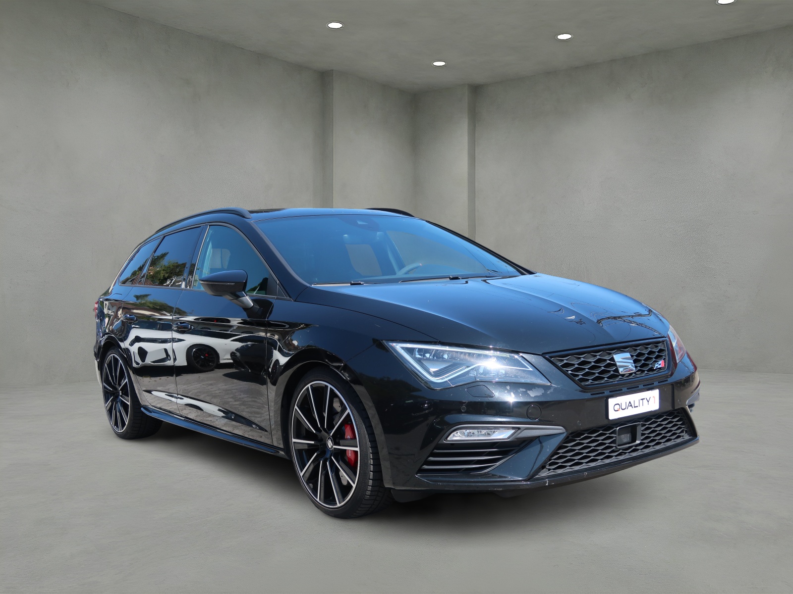 SEAT Leon ST 2.0 TSI Cupra 300 4 Drive DSG-showroom-element-2