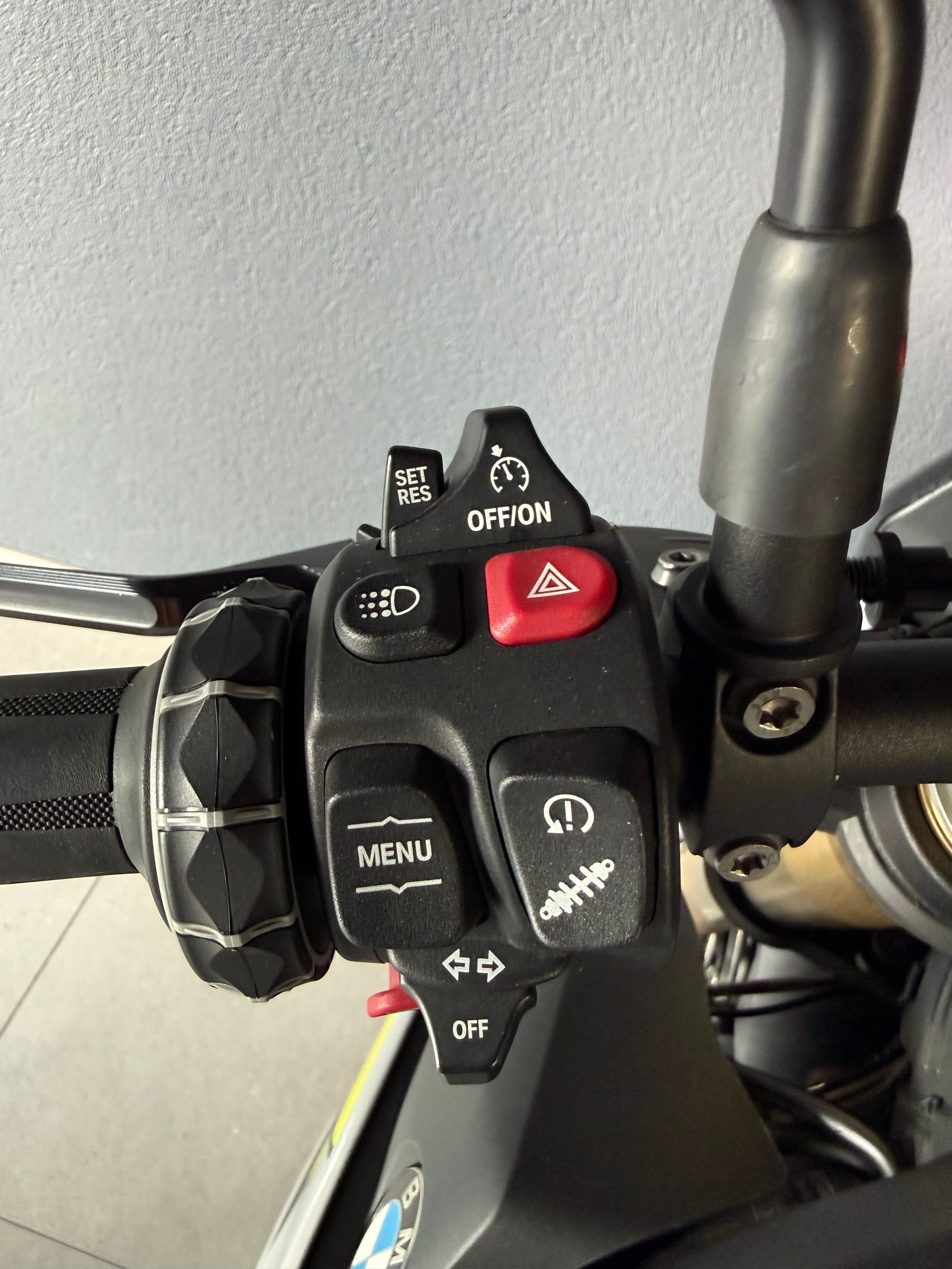 BMW S 1000 R-image-10
