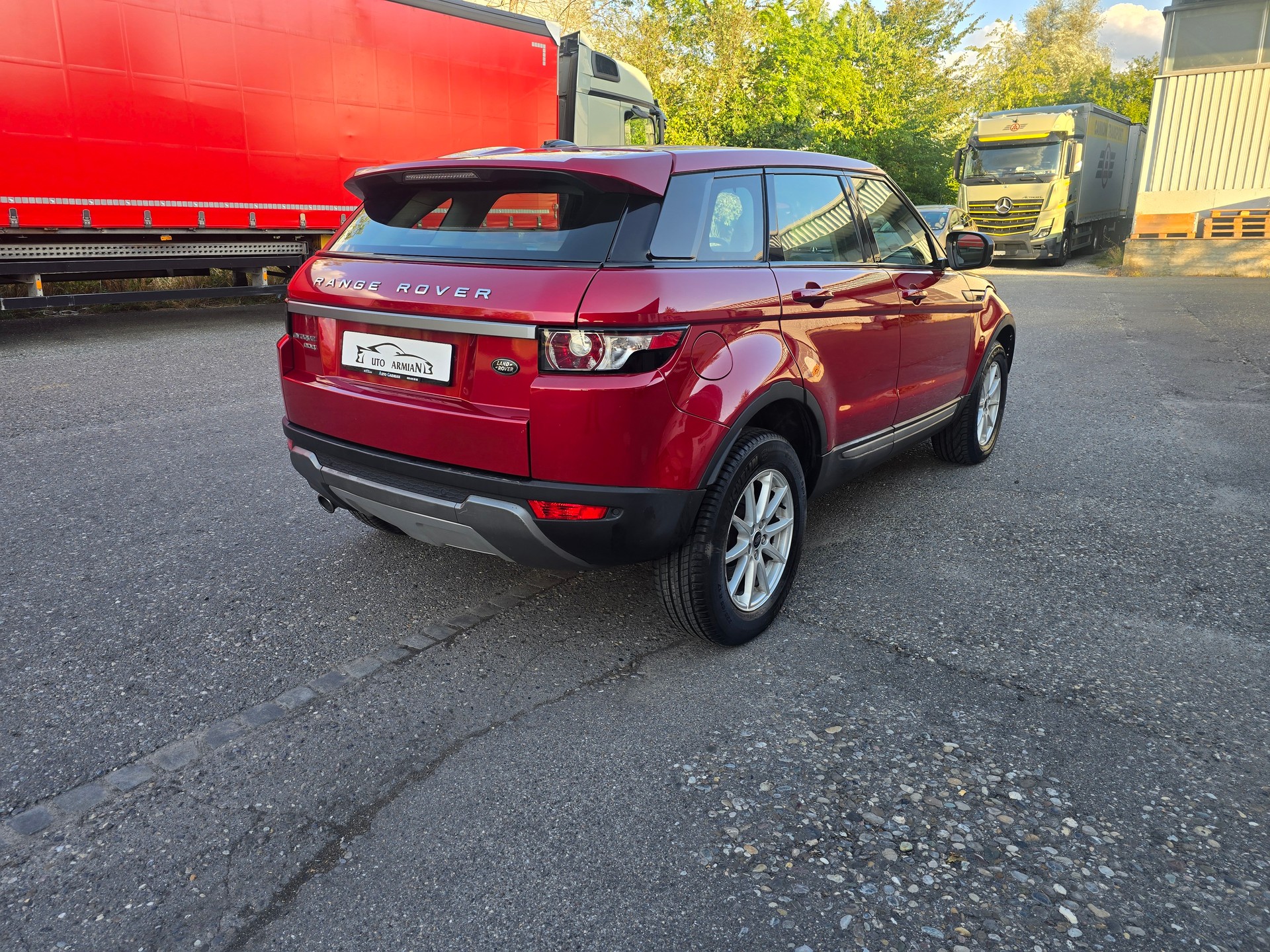 LAND ROVER Range Rover Evoque 2.2 TD4 SE-image-5