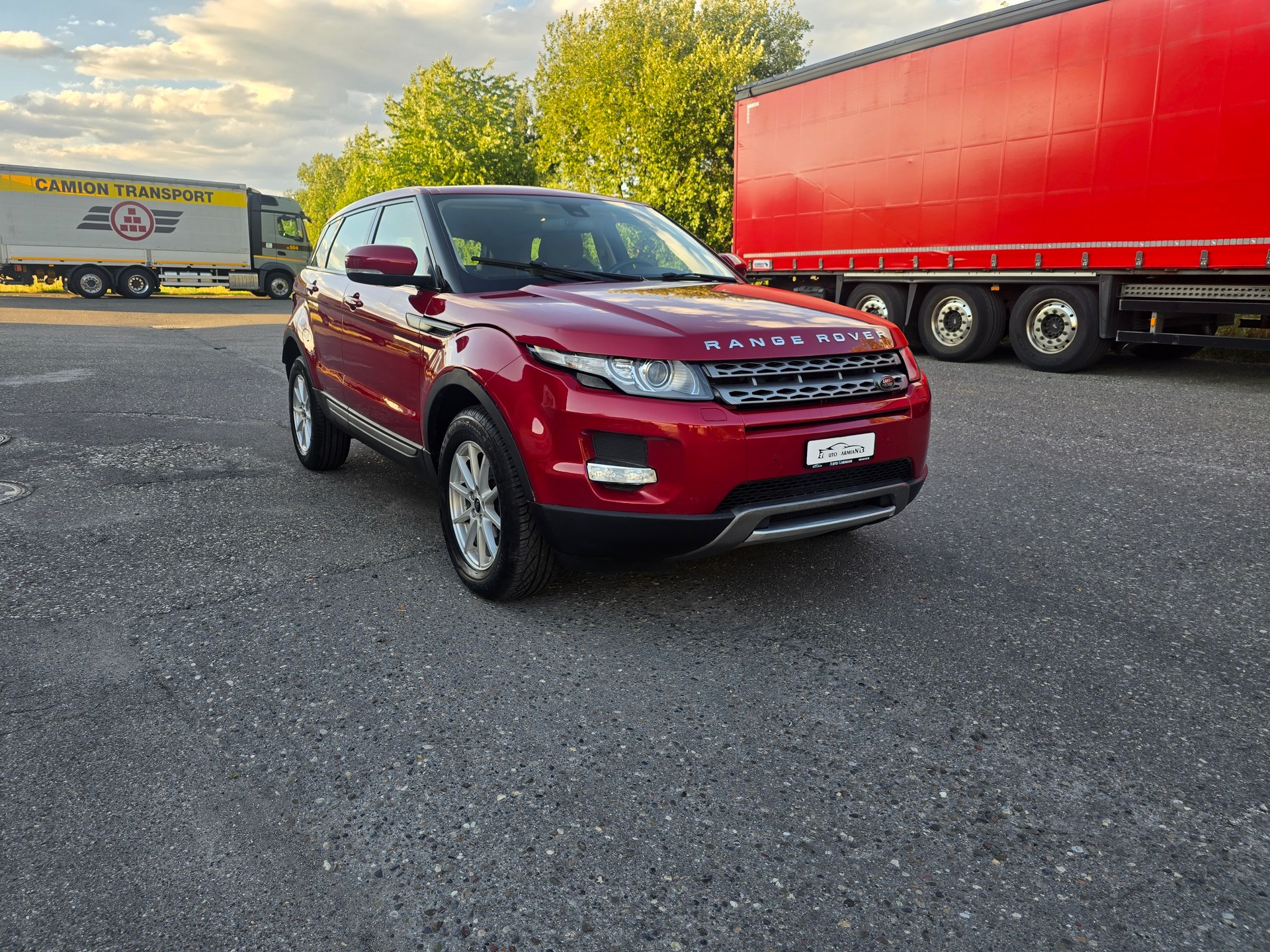 LAND ROVER Range Rover Evoque 2.2 TD4 SE-showroom-element-1