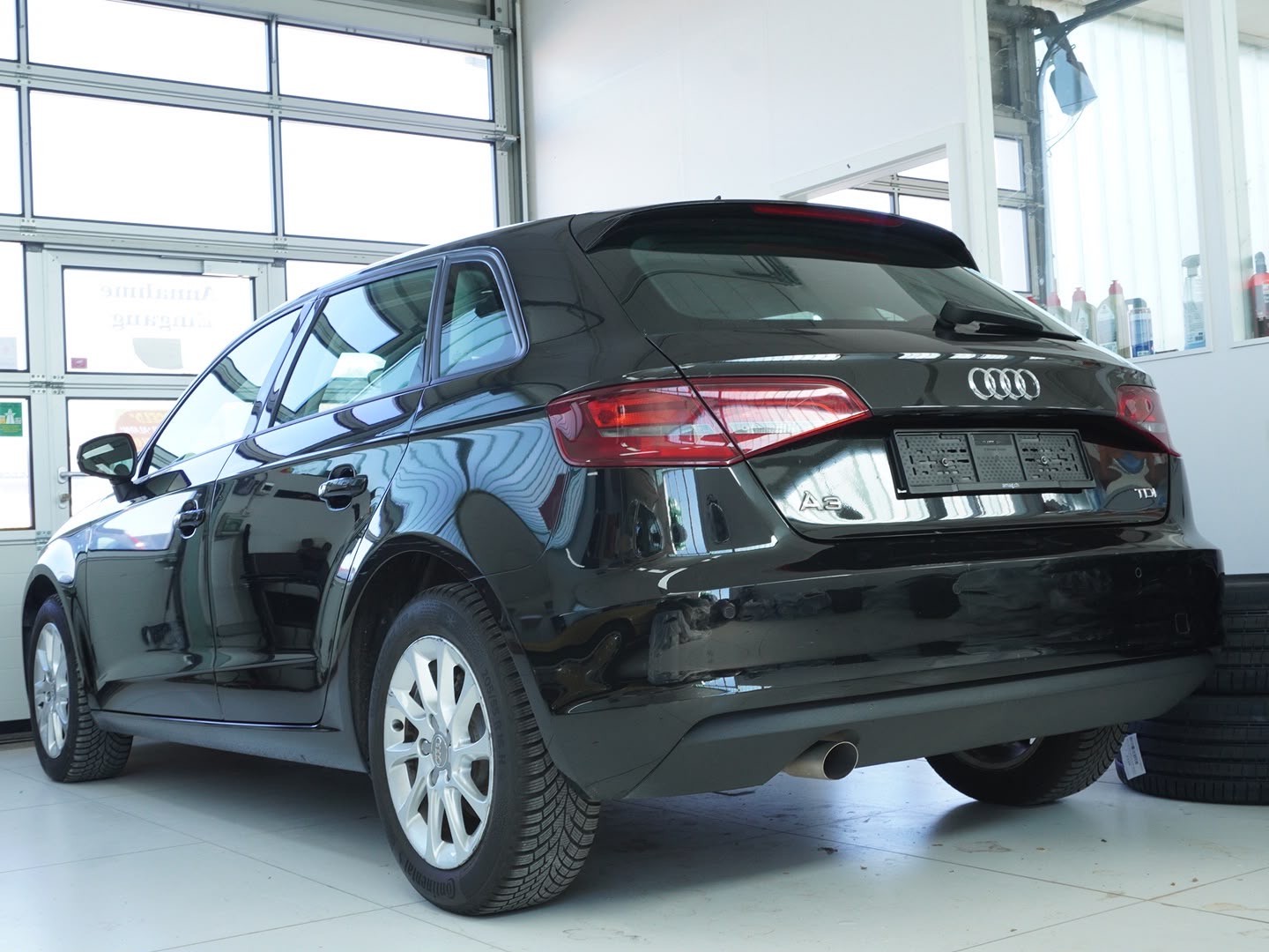 AUDI A3 Sportback 1.6 TDI Attraction S-tronic-showroom-element-1