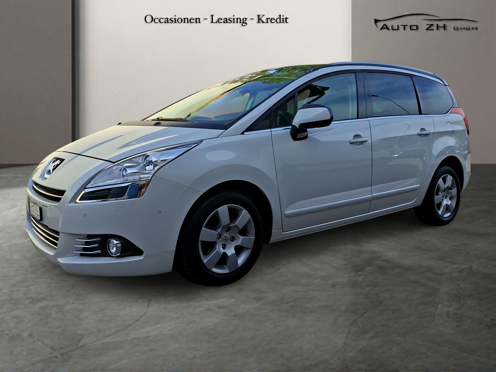 PEUGEOT 5008 1.6 16V T Allure Automatic