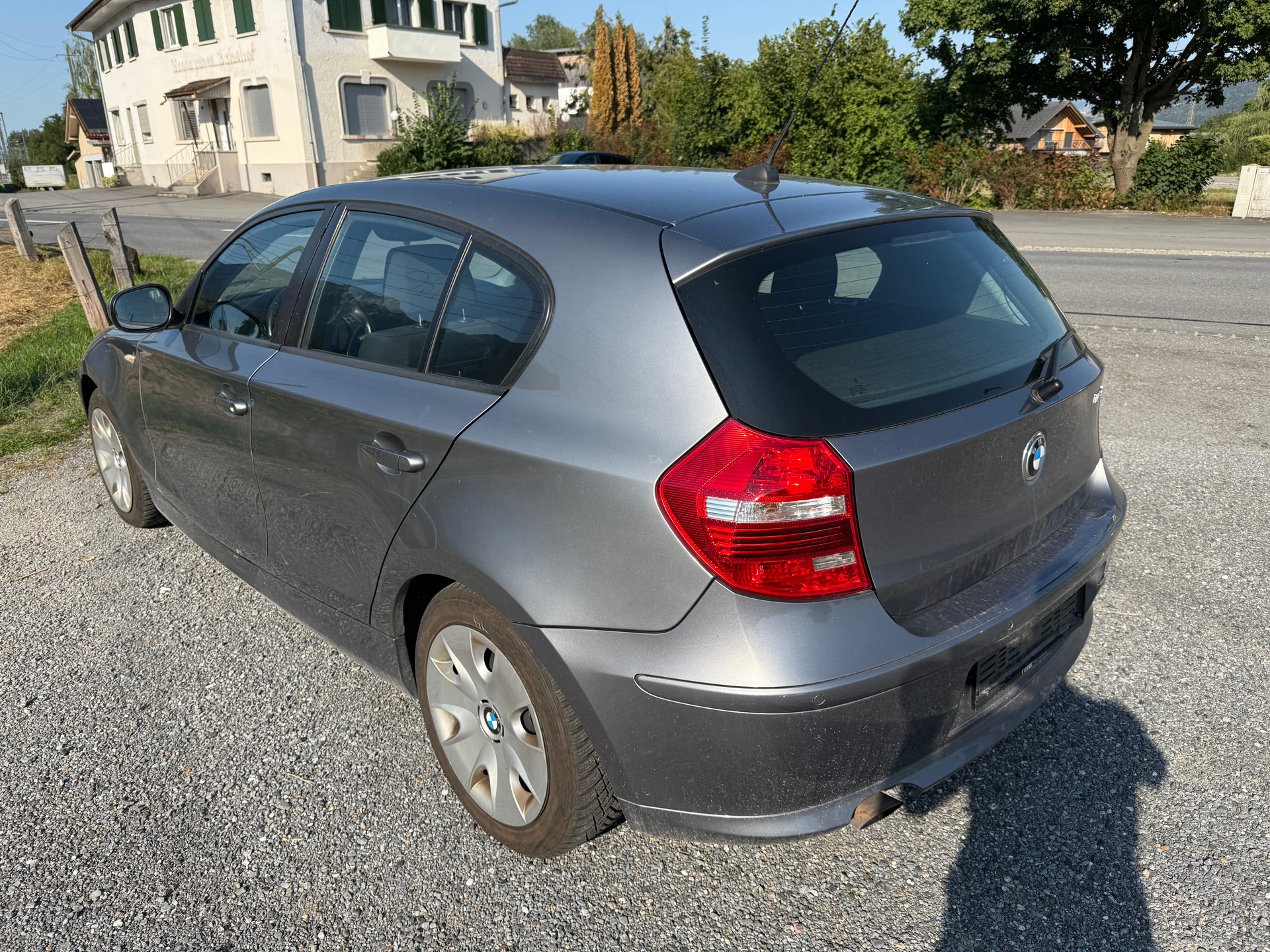 BMW 116i-image-14