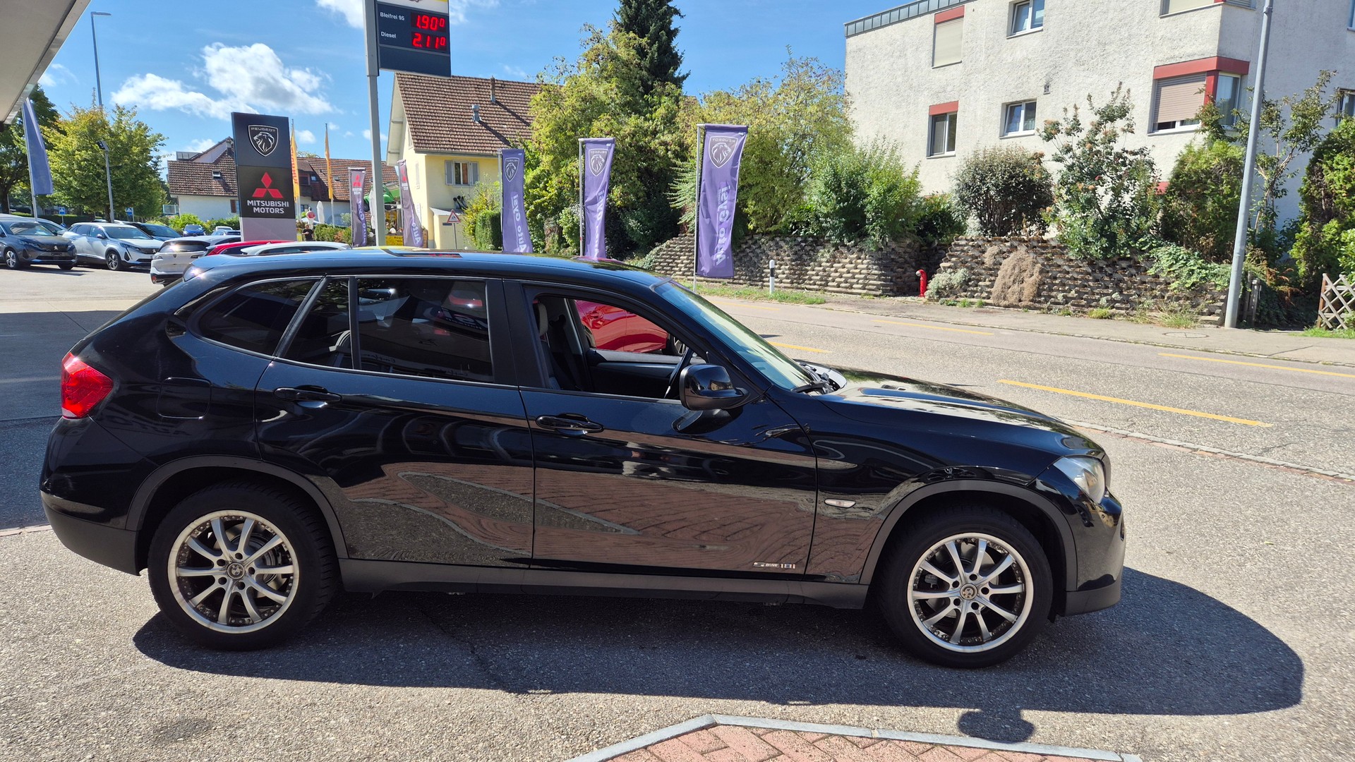 BMW X1 sDrive 18i-image-13