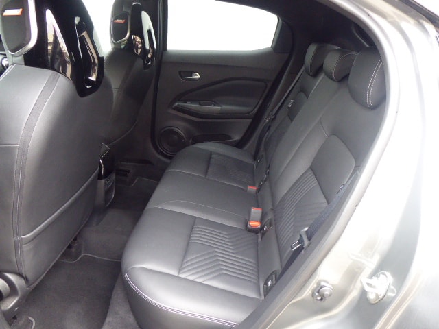 NISSAN Juke 1.6 FHEV Tekna-image-6