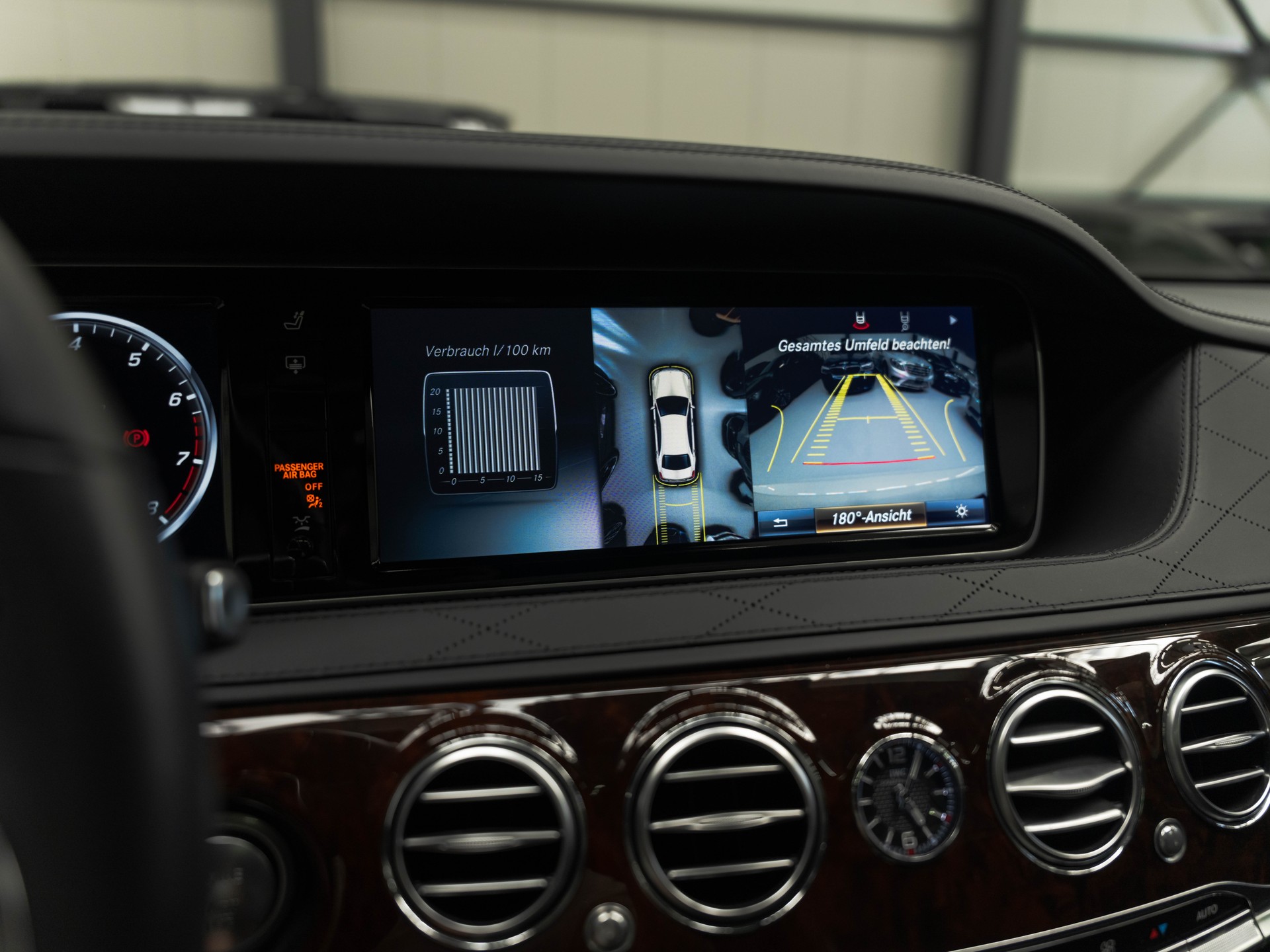 MERCEDES-BENZ S 500 Maybach 4Matic 9G-Tronic-image-26