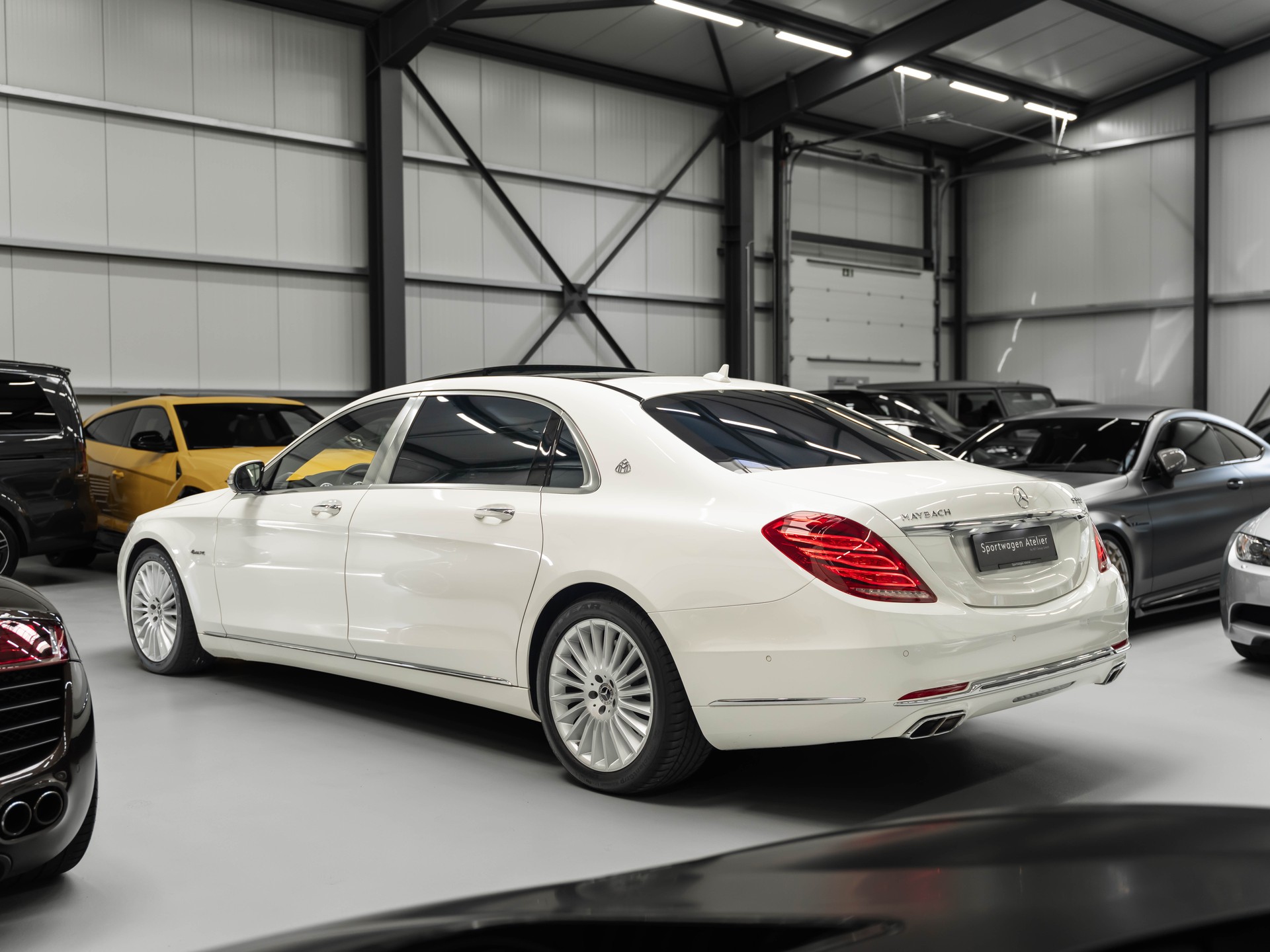 MERCEDES-BENZ S 500 Maybach 4Matic 9G-Tronic-showroom-element-1