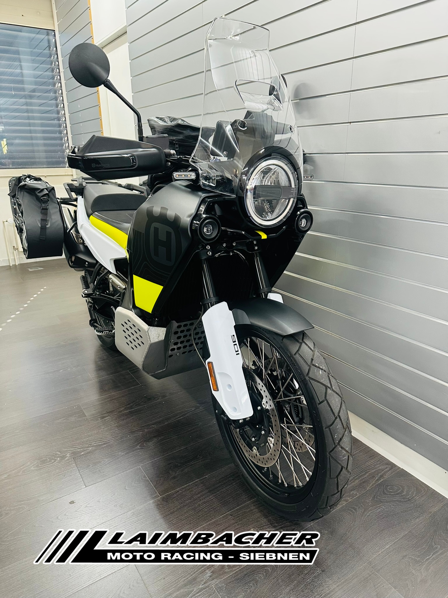 HUSQVARNA Norden 901-image-4