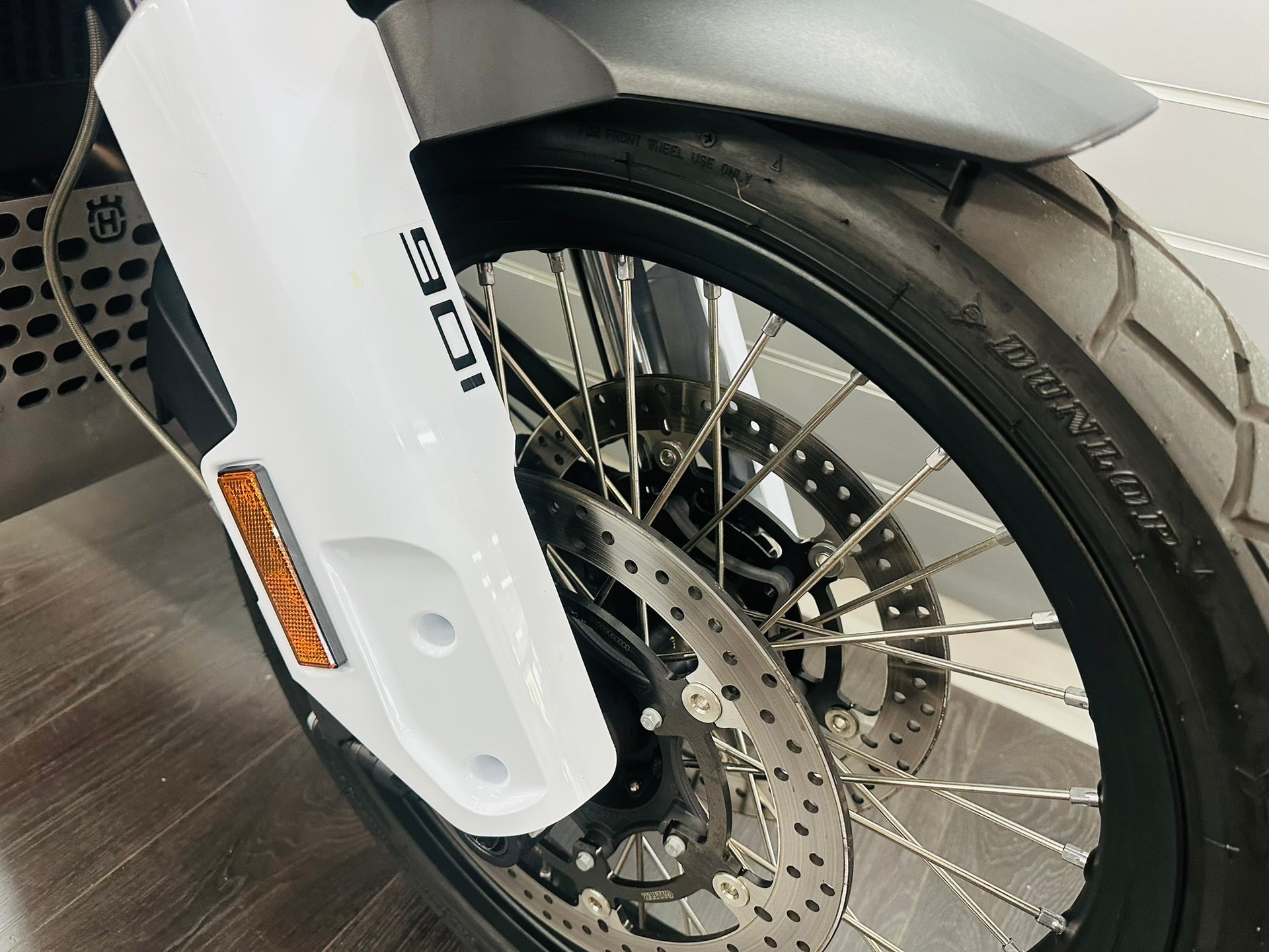 HUSQVARNA Norden 901-image-3