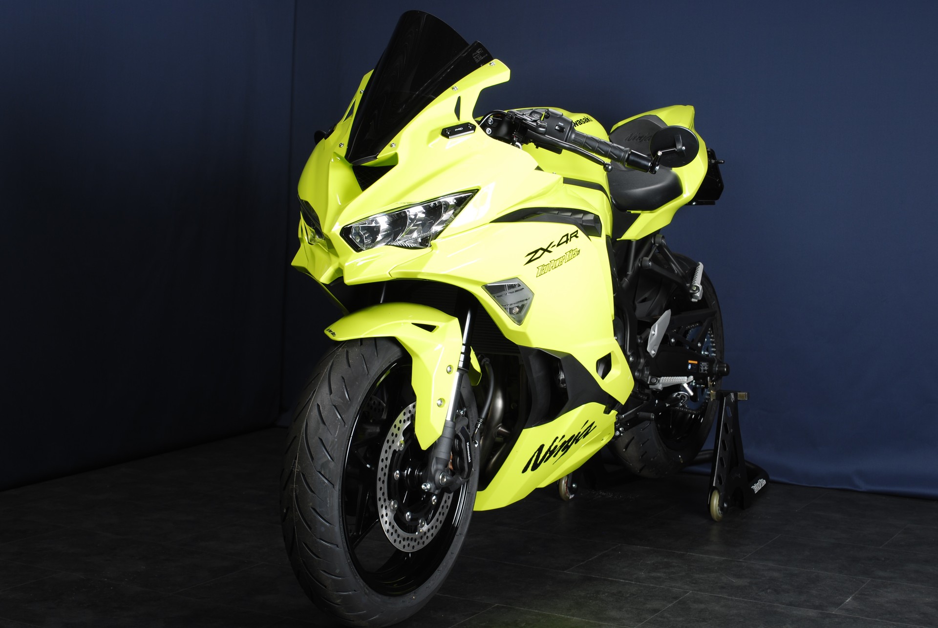 KAWASAKI NINJA ZX-4RR (35kW) MY27-image-9