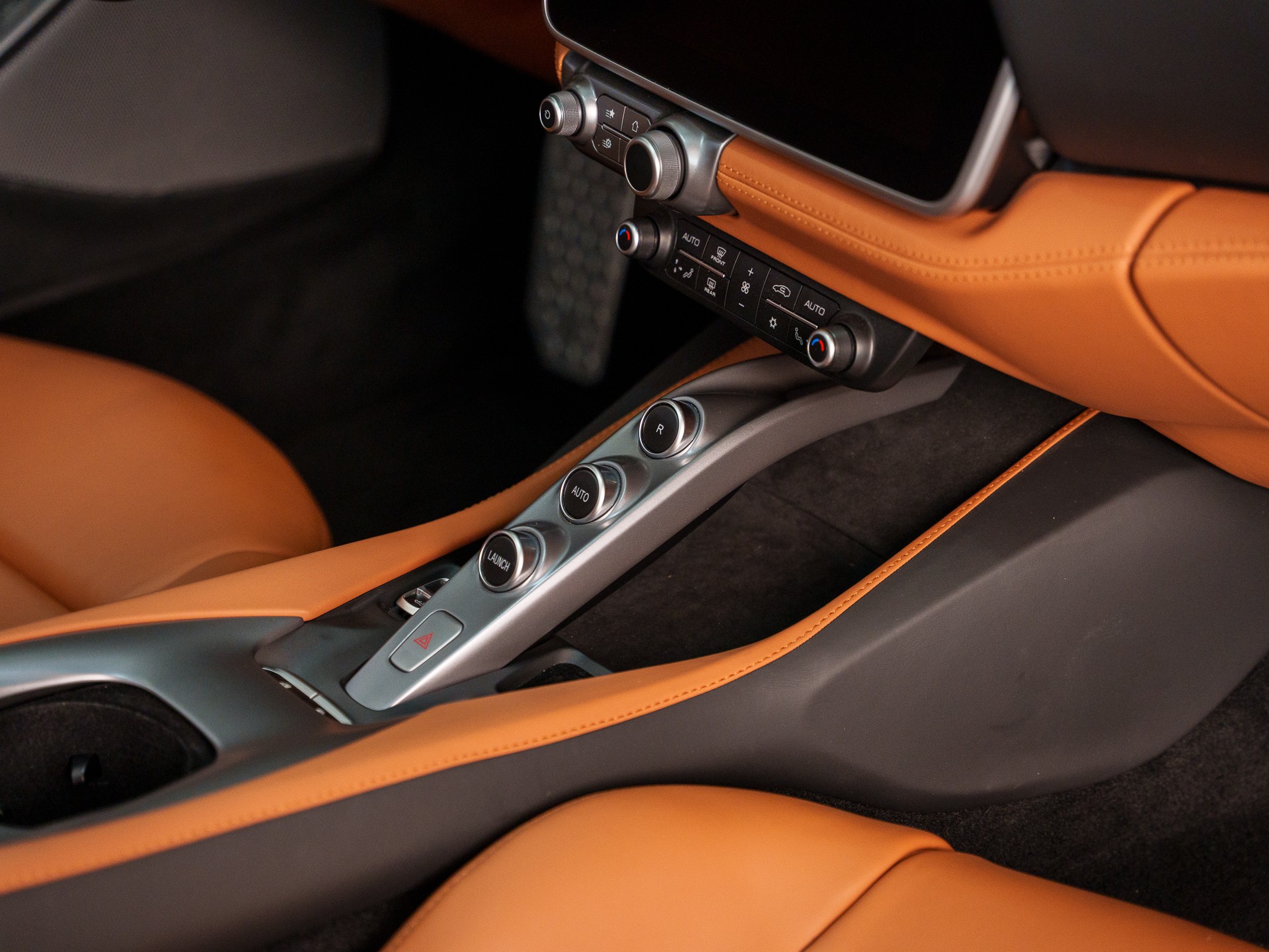 FERRARI Portofino 3.9 V8 T-image-24