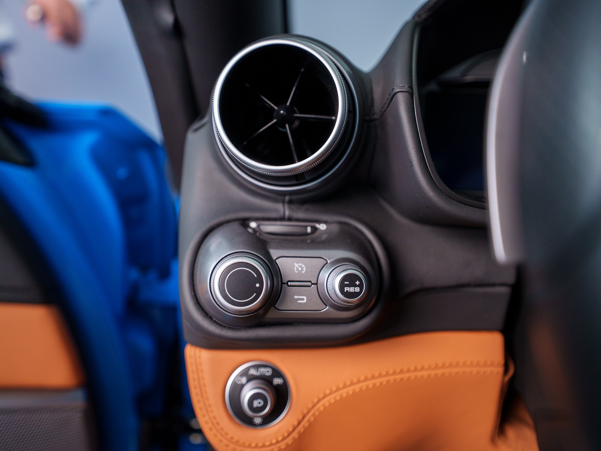 FERRARI Portofino 3.9 V8 T-image-29