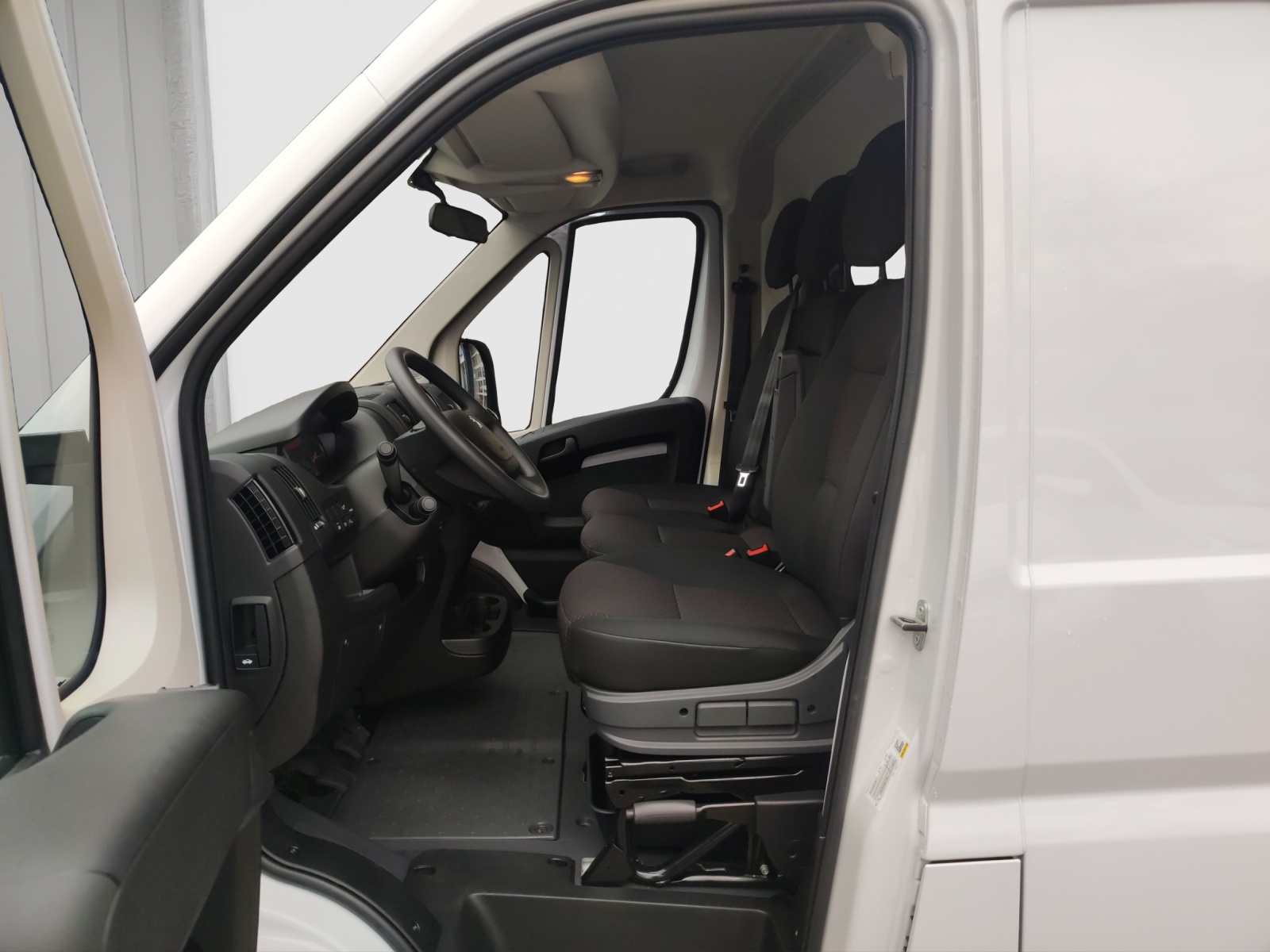 PEUGEOT Boxer 2.2 HDI 335 L2H2-image-4
