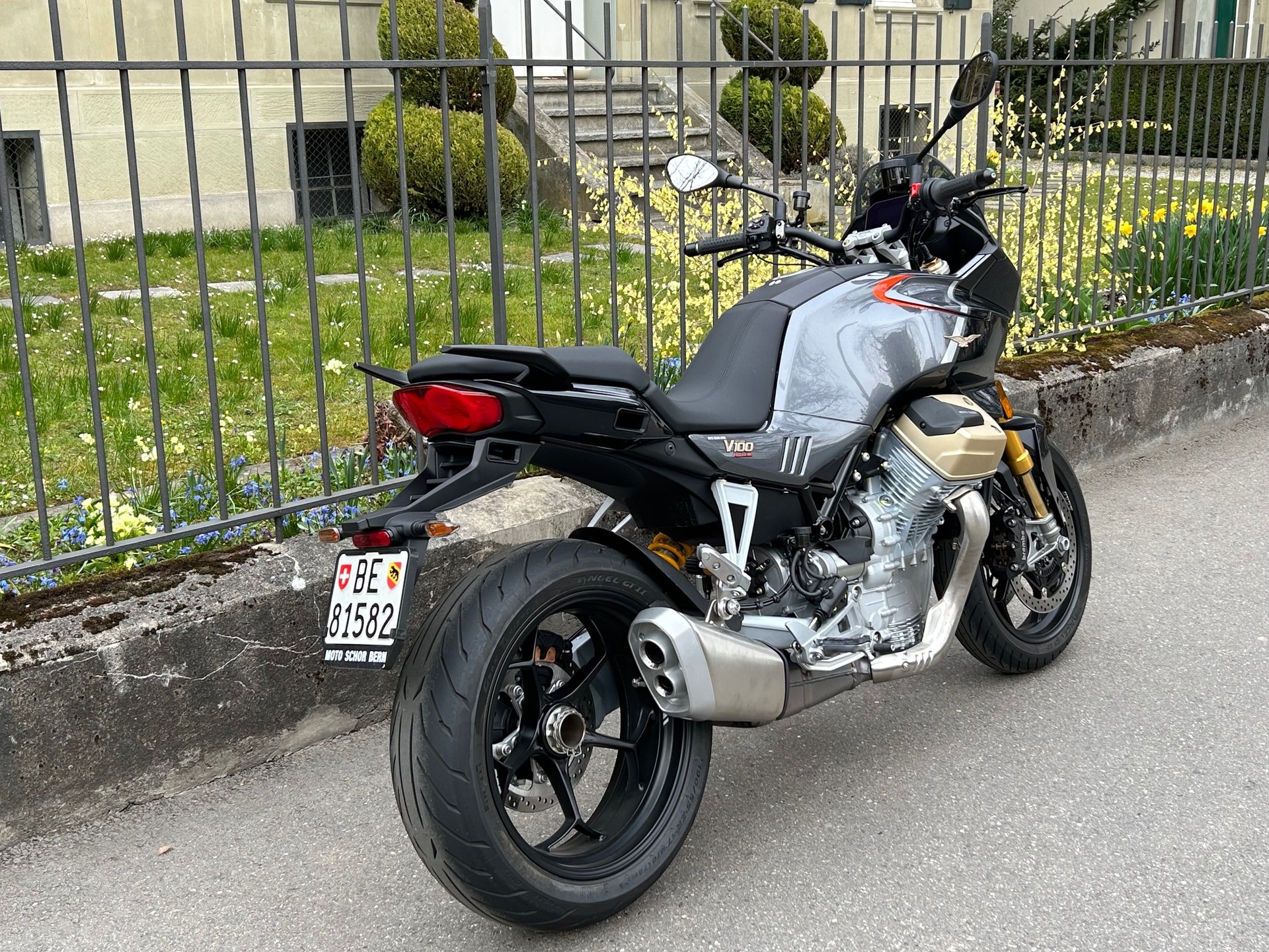 MOTO GUZZI V100 Mandello S E5+-image-3