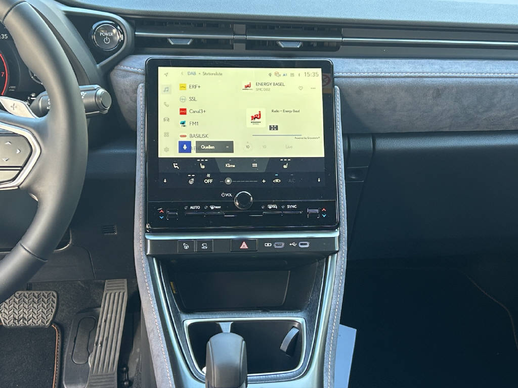 LEXUS LBX 1.5 Hybrid Cool AWD 45980/004-image-10