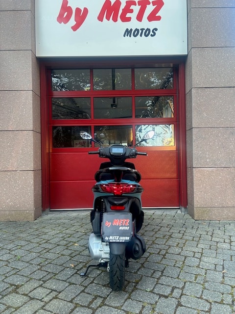 PIAGGIO Liberty 125 Sport E5+-image-3