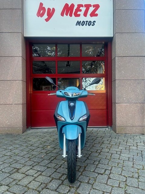 PIAGGIO Liberty 125 Sport E5+-image-1