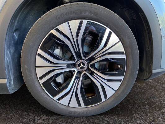 MERCEDES-BENZ EQE SUV 500 4 M Exe. Ed.-image-8