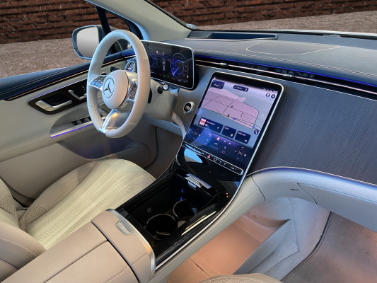 MERCEDES-BENZ EQE SUV 500 4 M Exe. Ed.-image-14