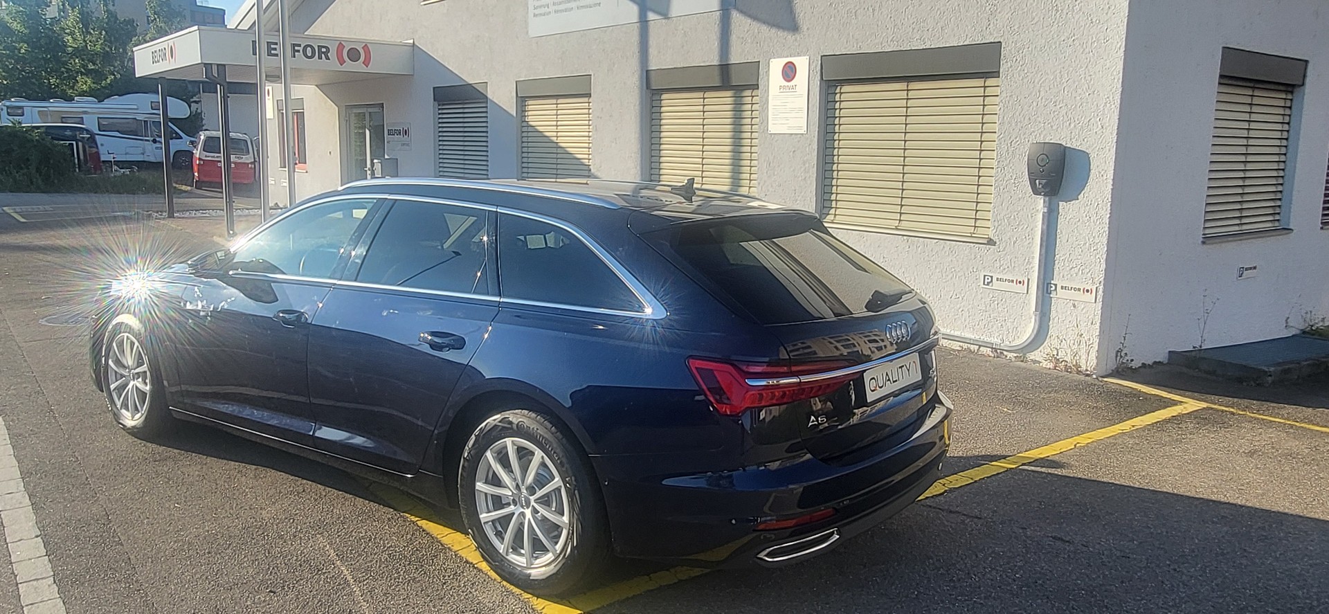AUDI A6 Avant 40 TDI quattro S-tronic-image-12