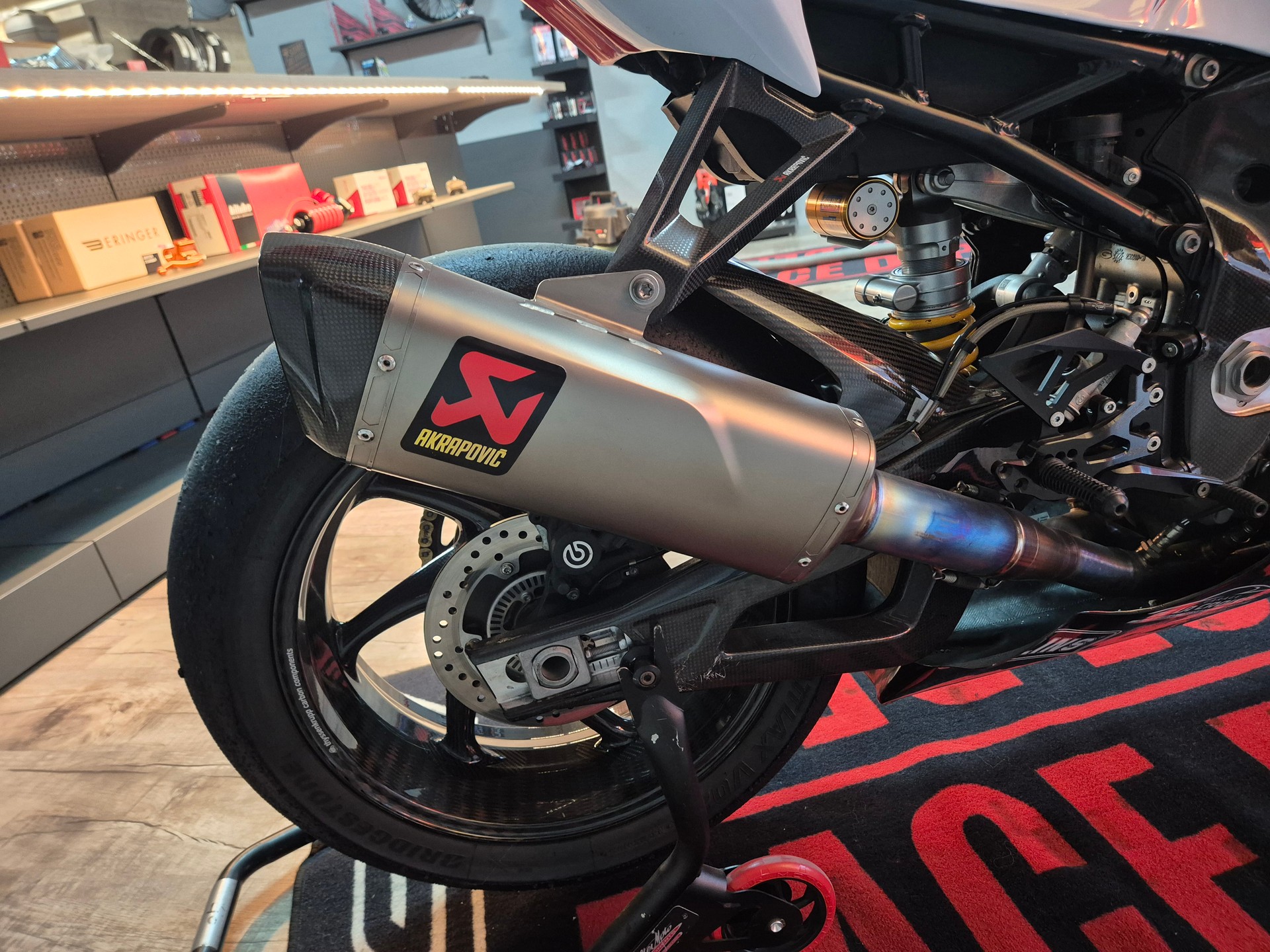 BMW S 1000 RR-image-13