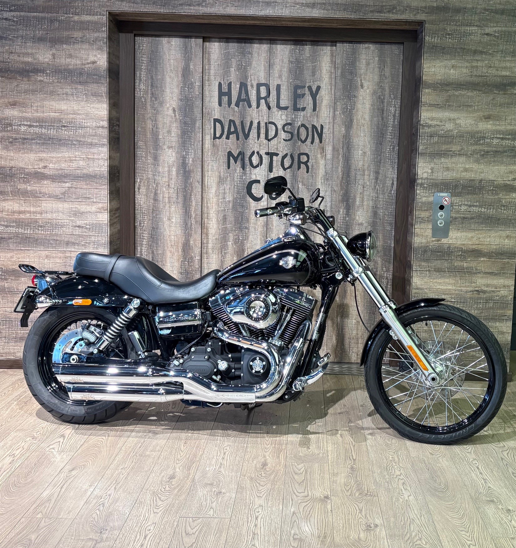HARLEY-DAVIDSON FXDWGI Dyna Wide Glide-image-0