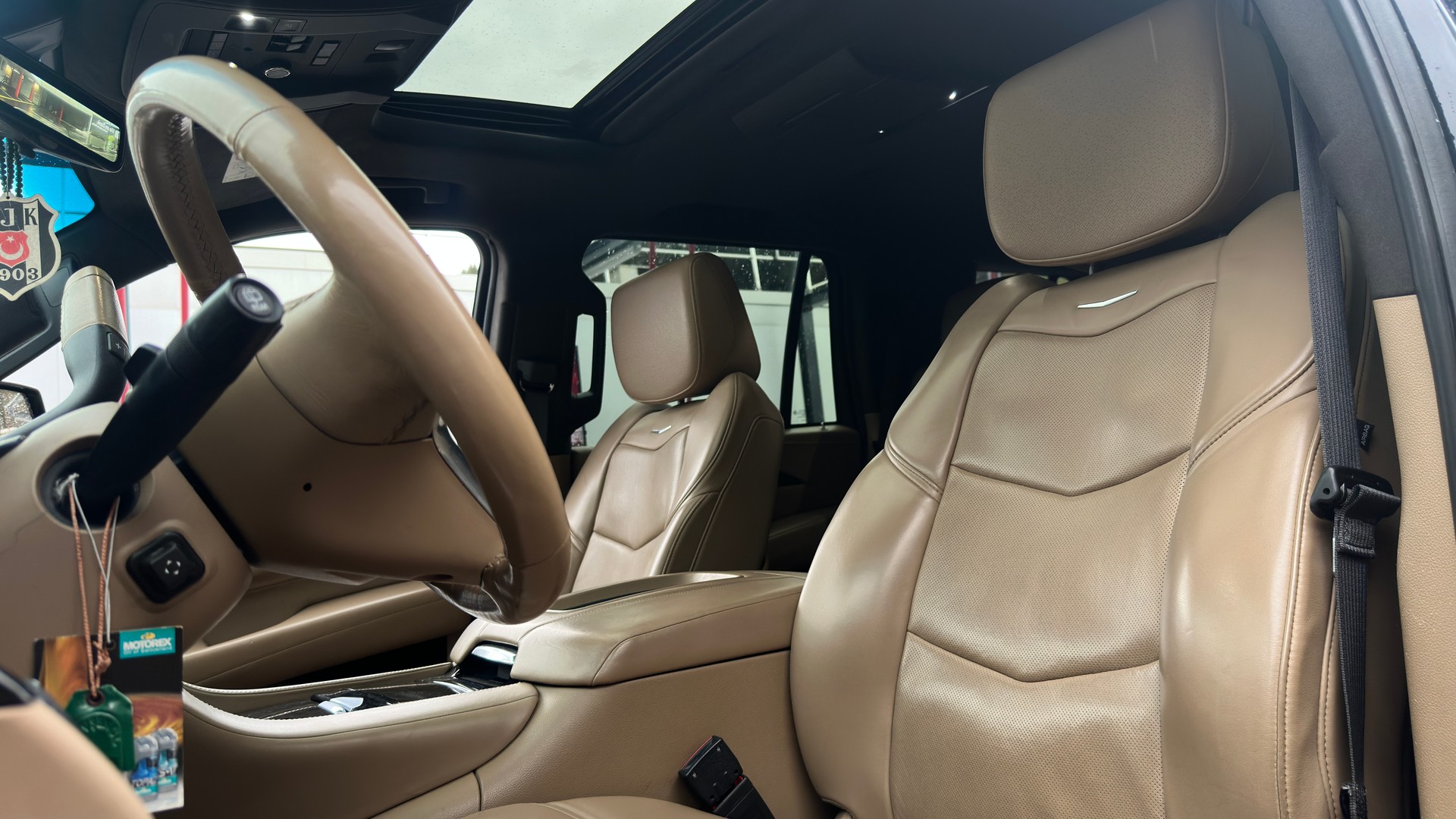 CADILLAC Escalade 6.2 Premium Automatic-image-8