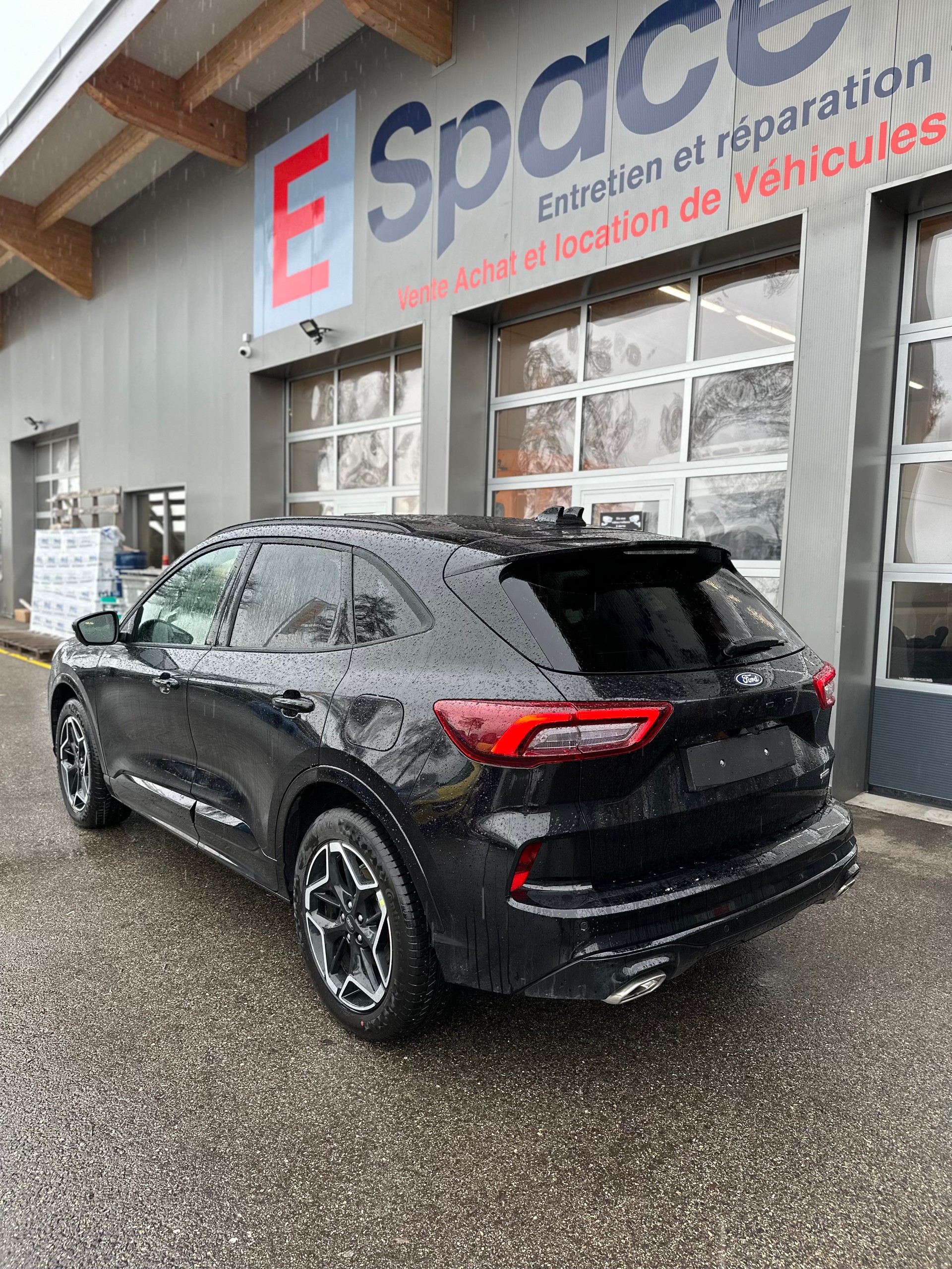FORD Kuga 2.5 PHEV ST-Line X FWD-image-1