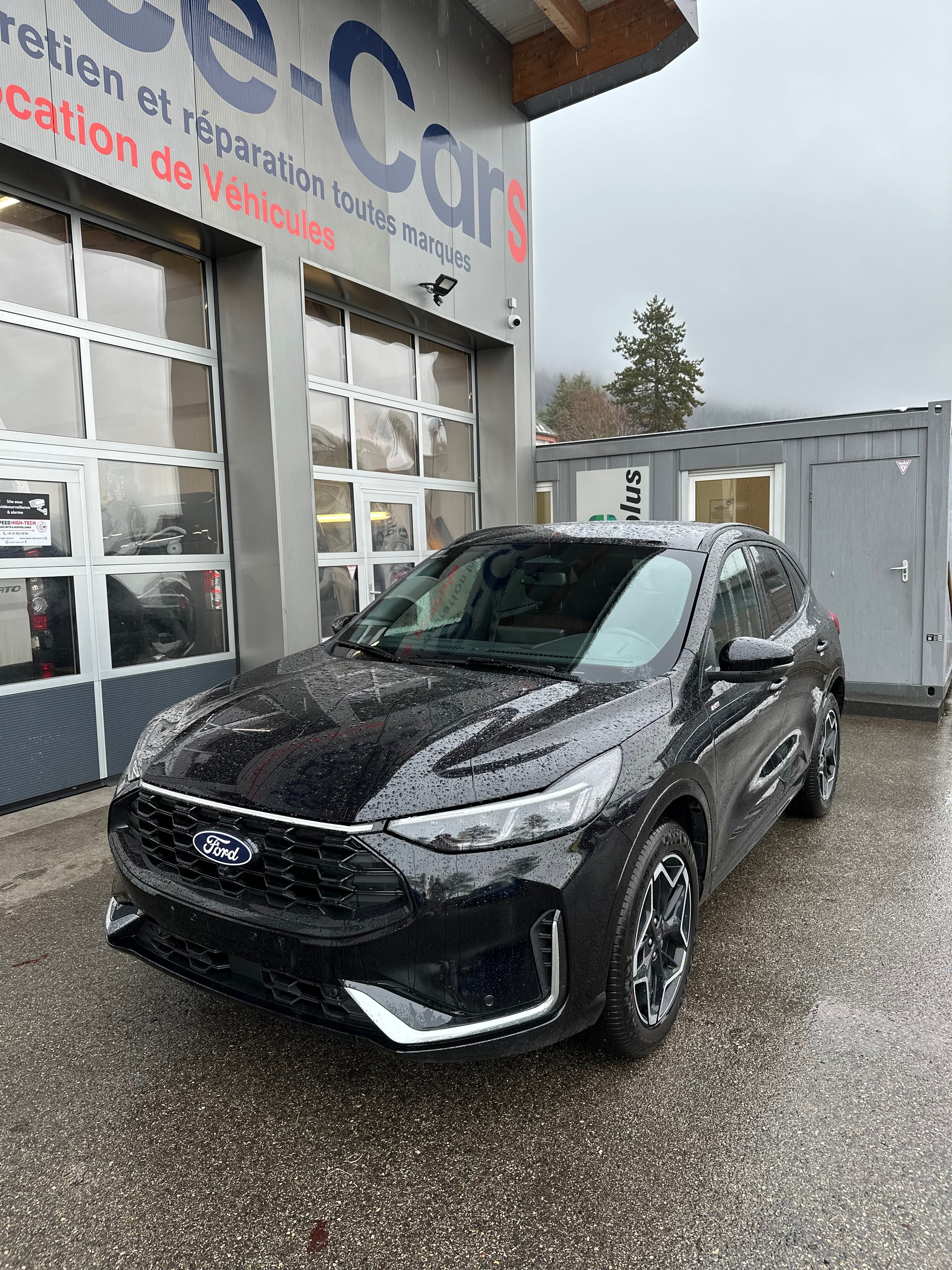 FORD Kuga 2.5 PHEV ST-Line X FWD