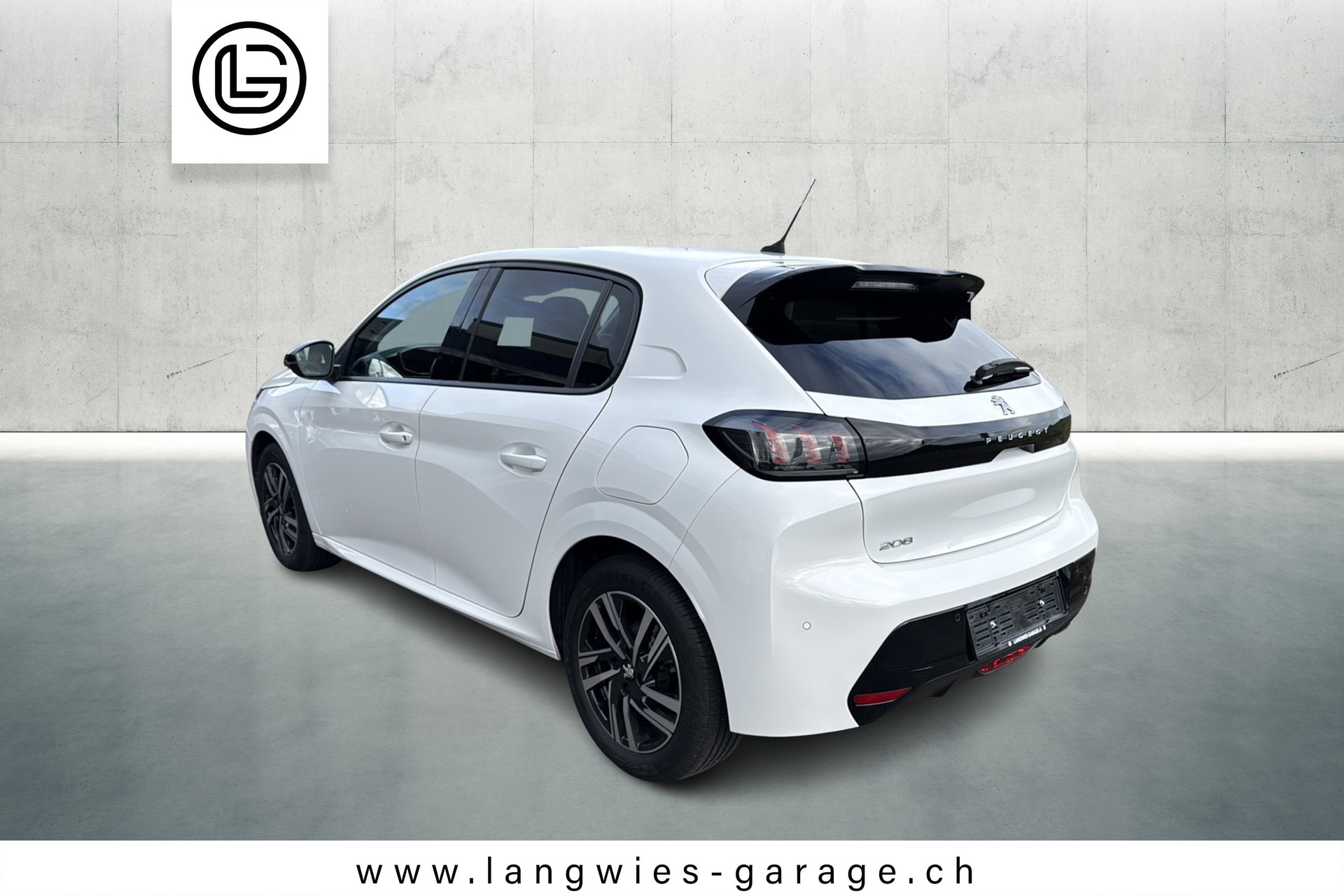 PEUGEOT 208 1.2 PureTech Allure Pack EAT8-showroom-element-2