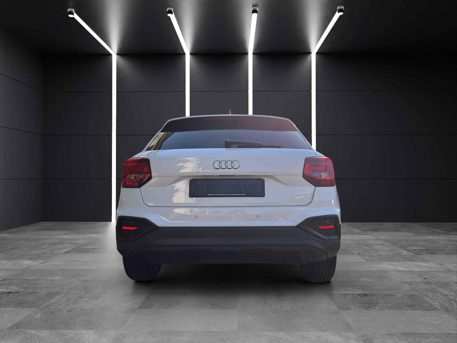 AUDI Q2 1.5 35 TFSI-showroom-element-3