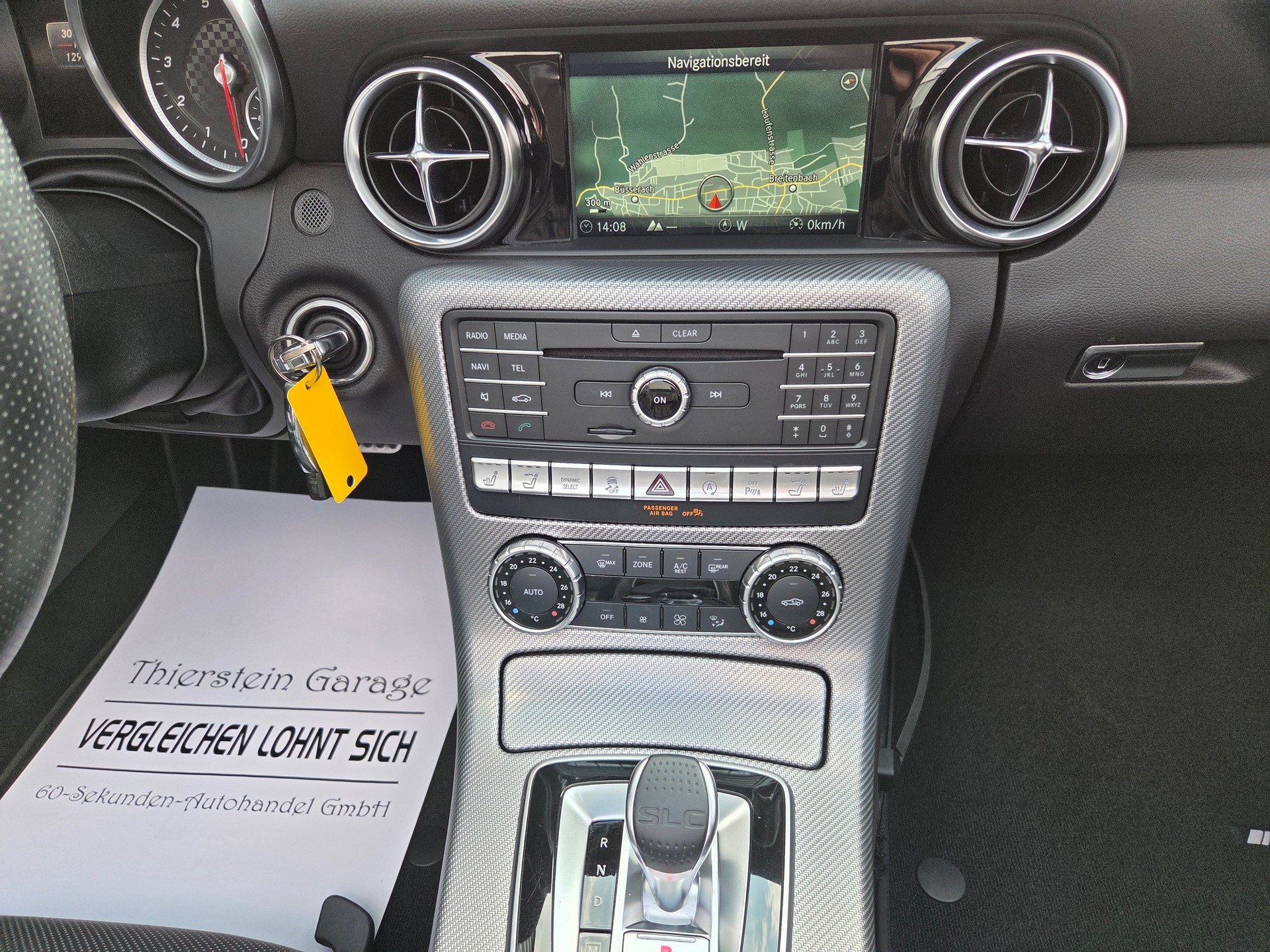 MERCEDES-BENZ SLC 200 AMG Line 9G-Tronic-image-16