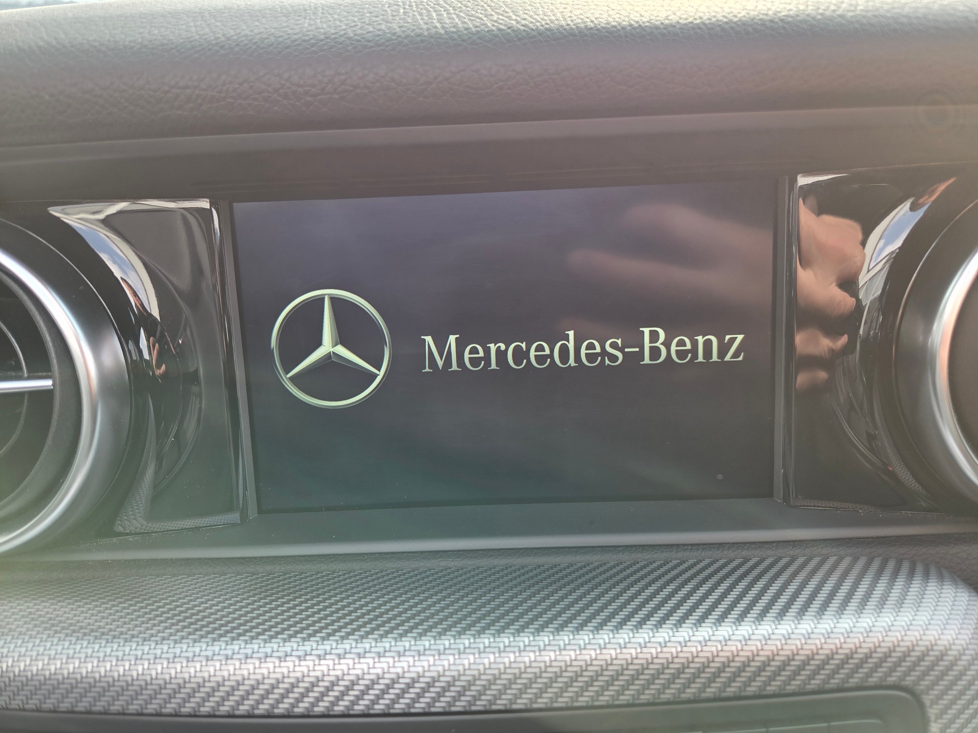 MERCEDES-BENZ SLC 200 AMG Line 9G-Tronic-image-14